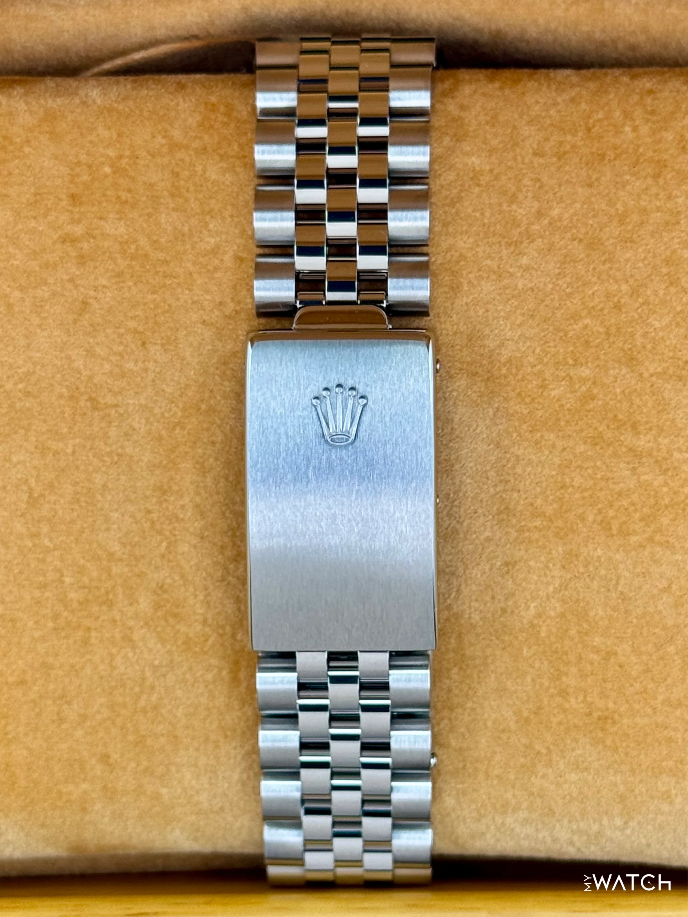 1966 Rolex GMT-Master "Pepsi" 40mm 1675 Stainless Steel Jubilee Black Dial (RSC Card) - Image 2