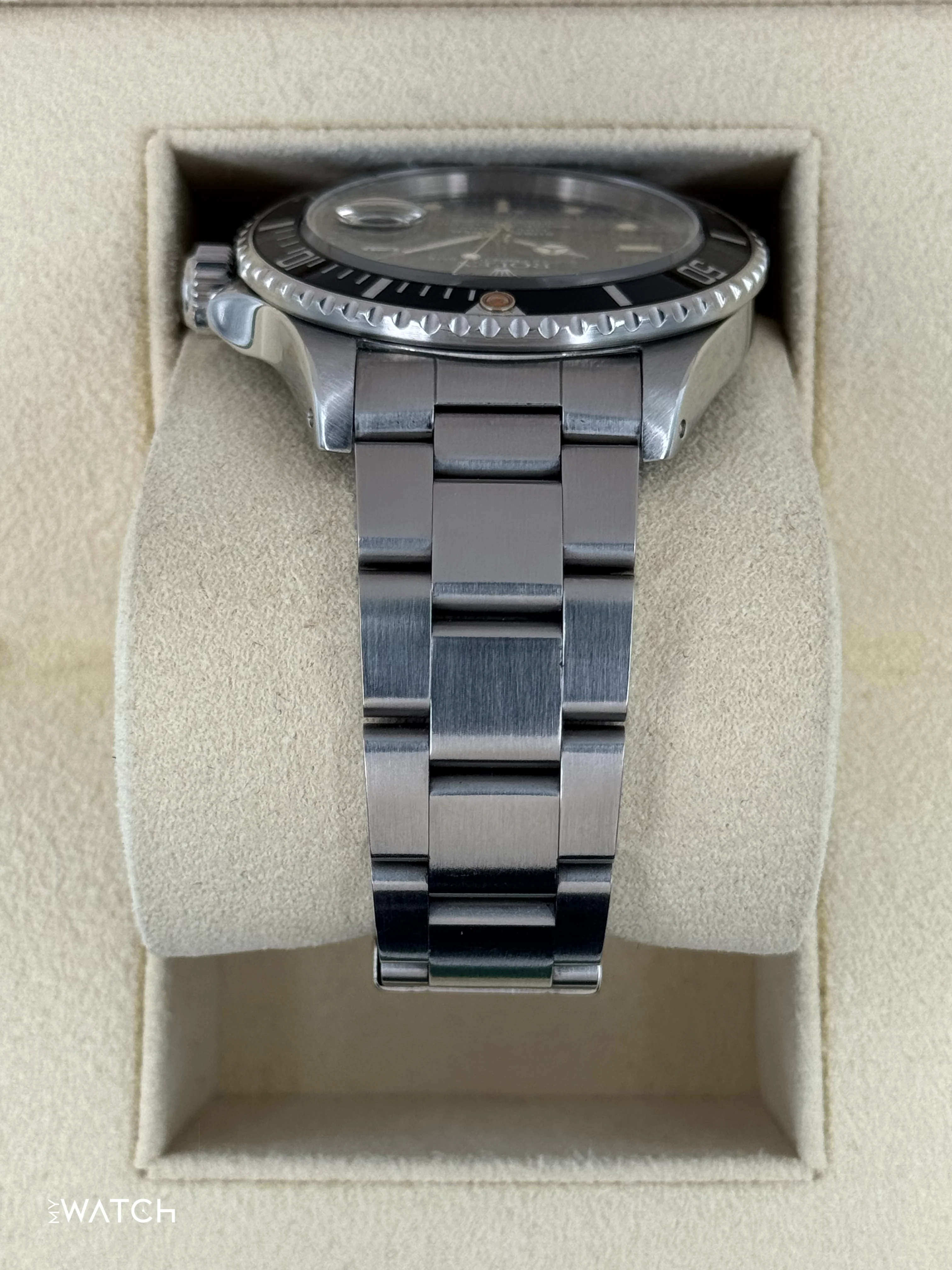 1982 Rolex Submariner 40mm 16800 Stainless Steel Black Dial - Image 3