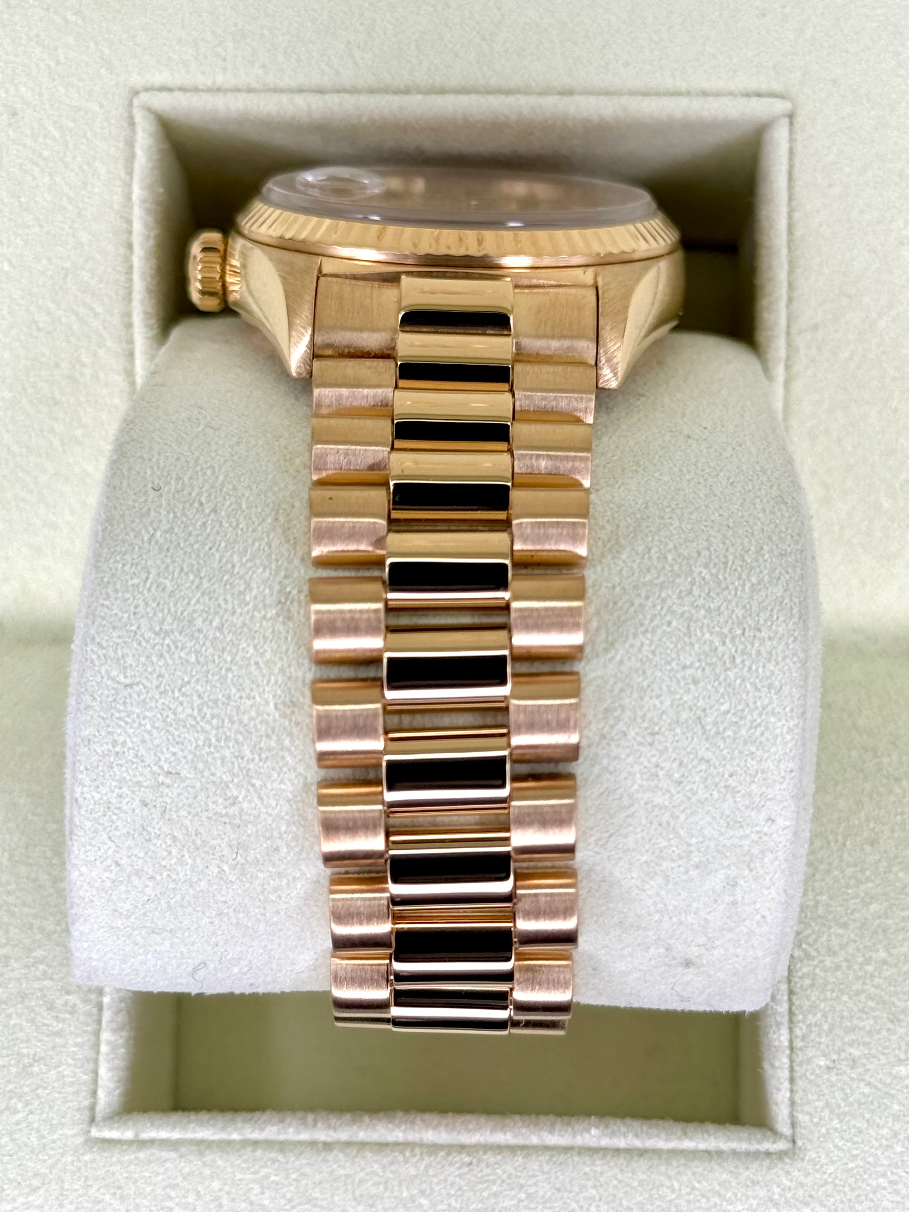 1985 Rolex Day-Date 36mm 18038 Presidential Champagne Dial - Image 4