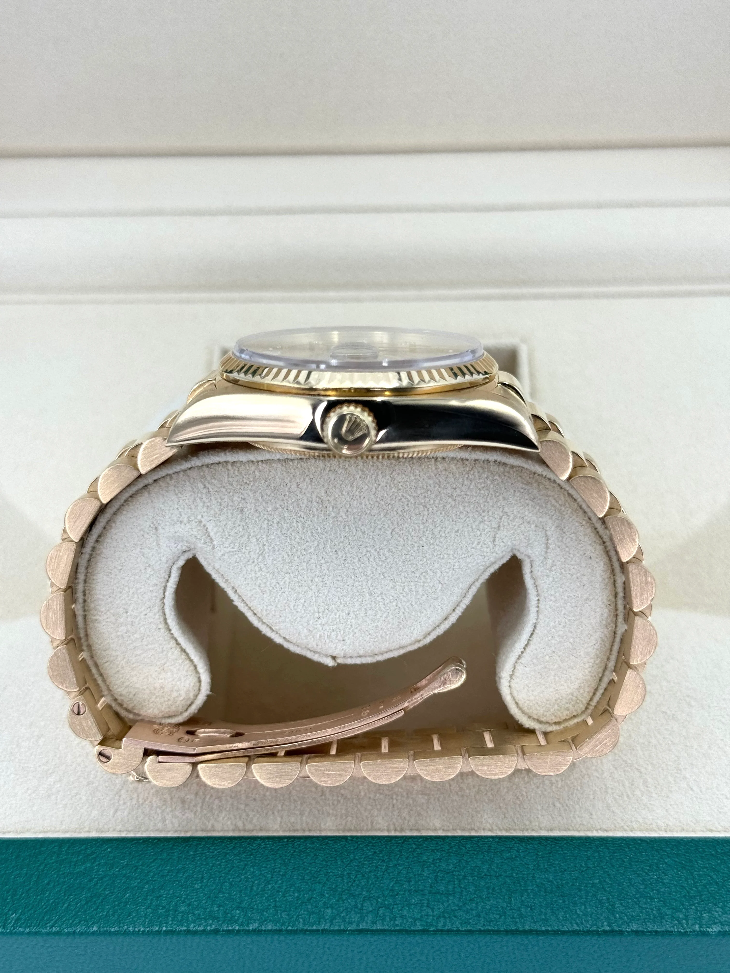 1983 Rolex Day-Date 36mm 18038 Presidential Champagne Diamond Dial - Image 9