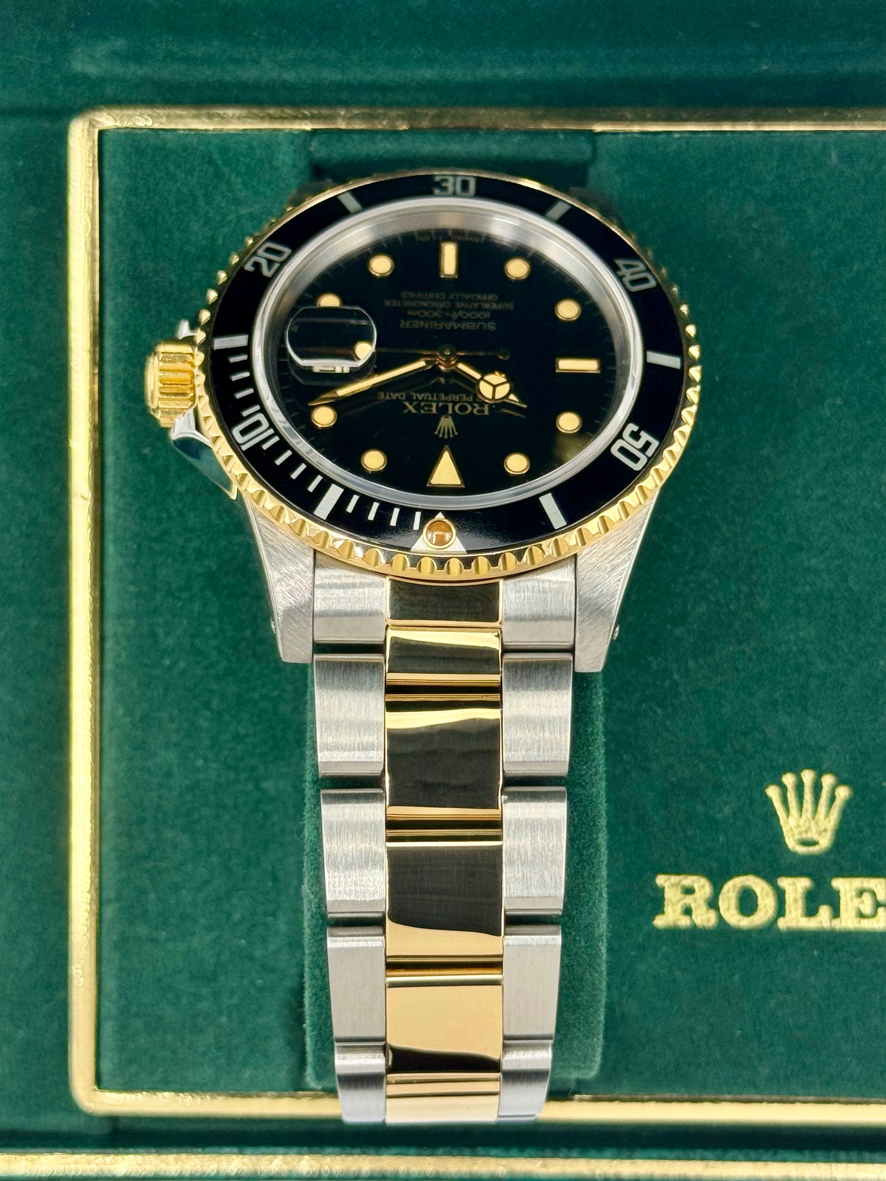 1984 Rolex Submariner 40mm 16803 Two-Tone Black Dial - Image 4
