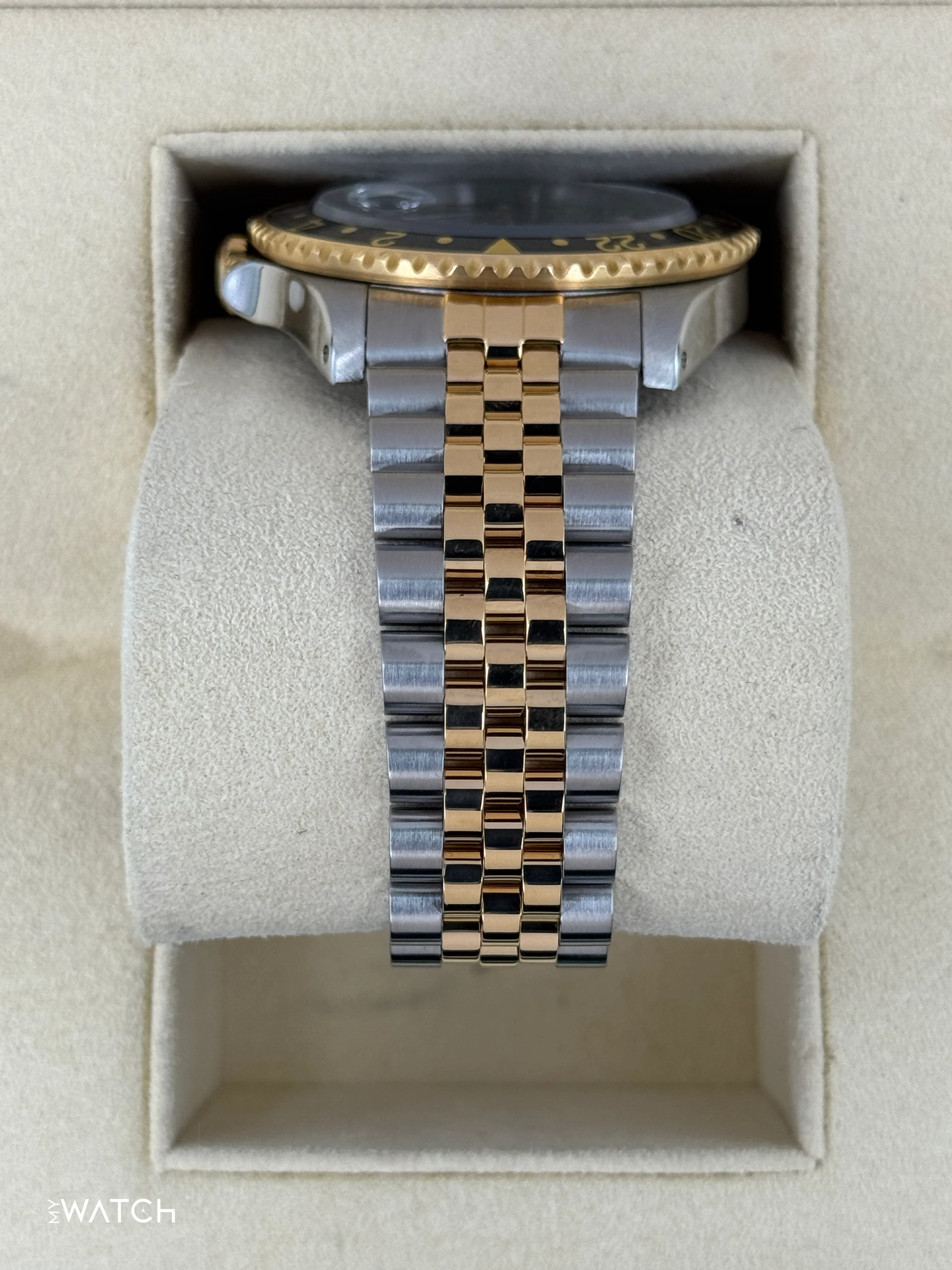1988 Rolex GMT-Master II 40mm 16713 Two-Tone Jubilee Black Dial - Image 4