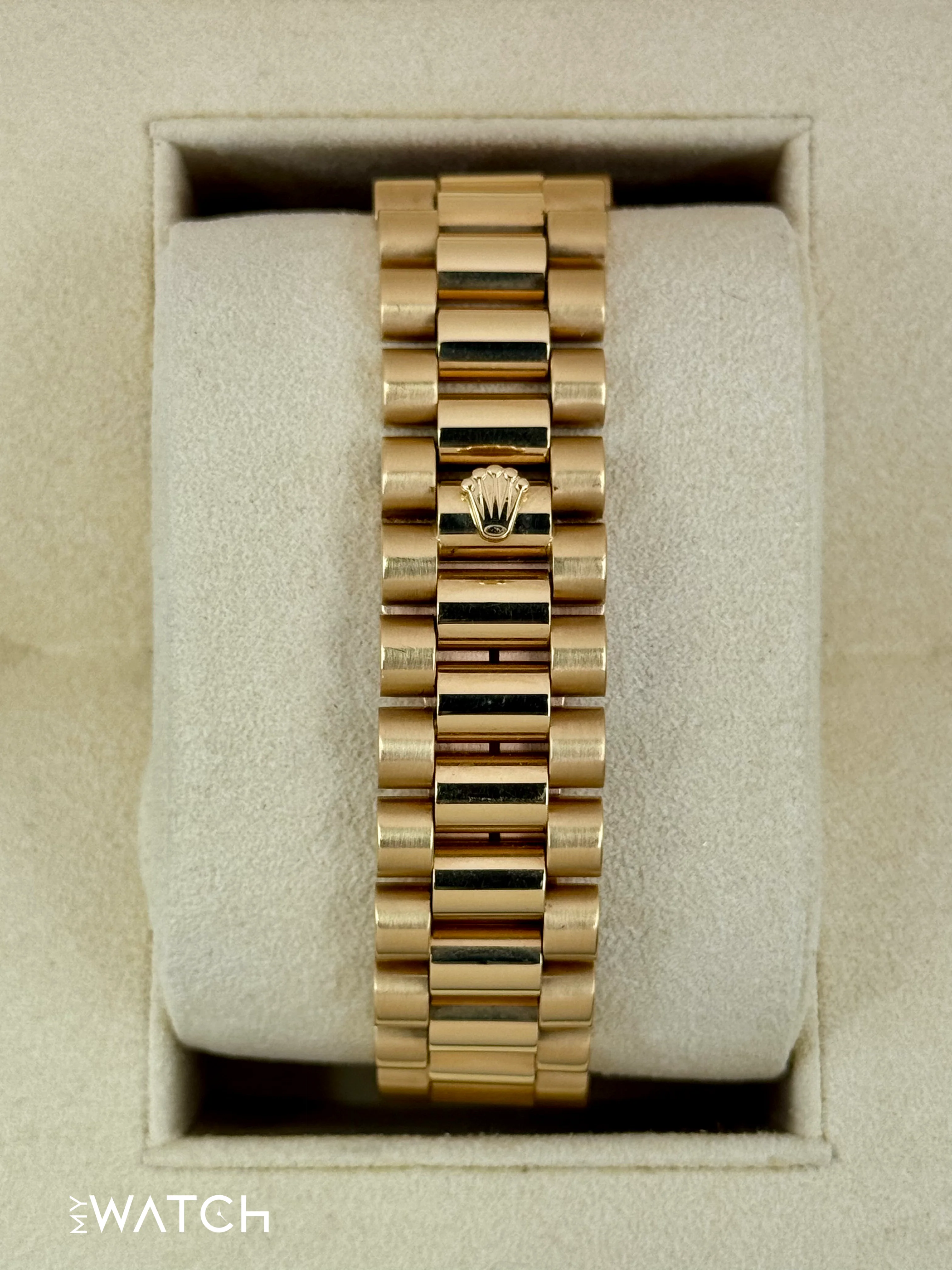 1989 Rolex Day-Date 36mm 18238 Presidential Champagne Wave Dial - Image 2