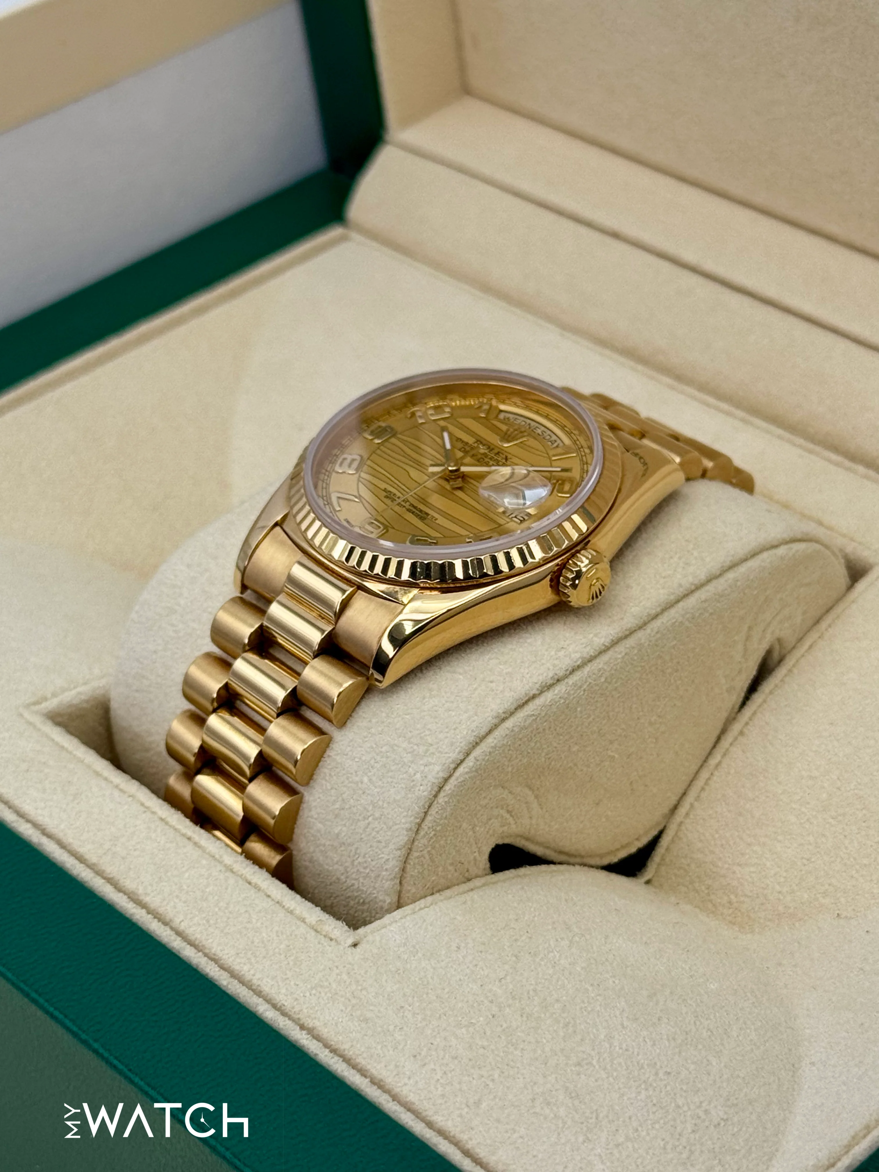 1989 Rolex Day-Date 36mm 18238 Presidential Champagne Wave Dial - Image 5