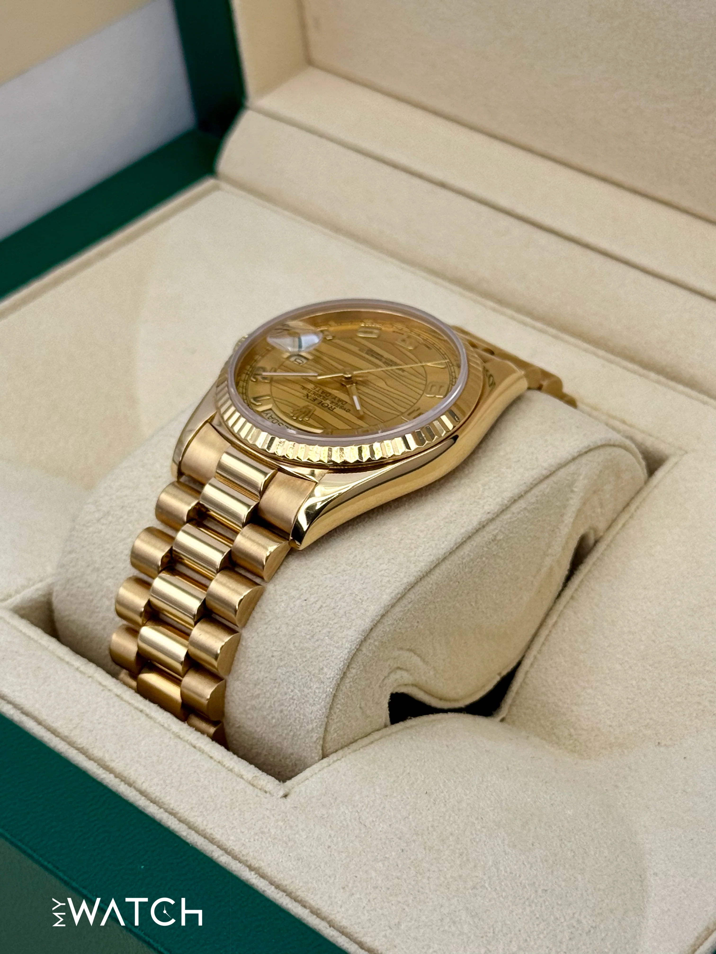 1989 Rolex Day-Date 36mm 18238 Presidential Champagne Wave Dial - Image 7