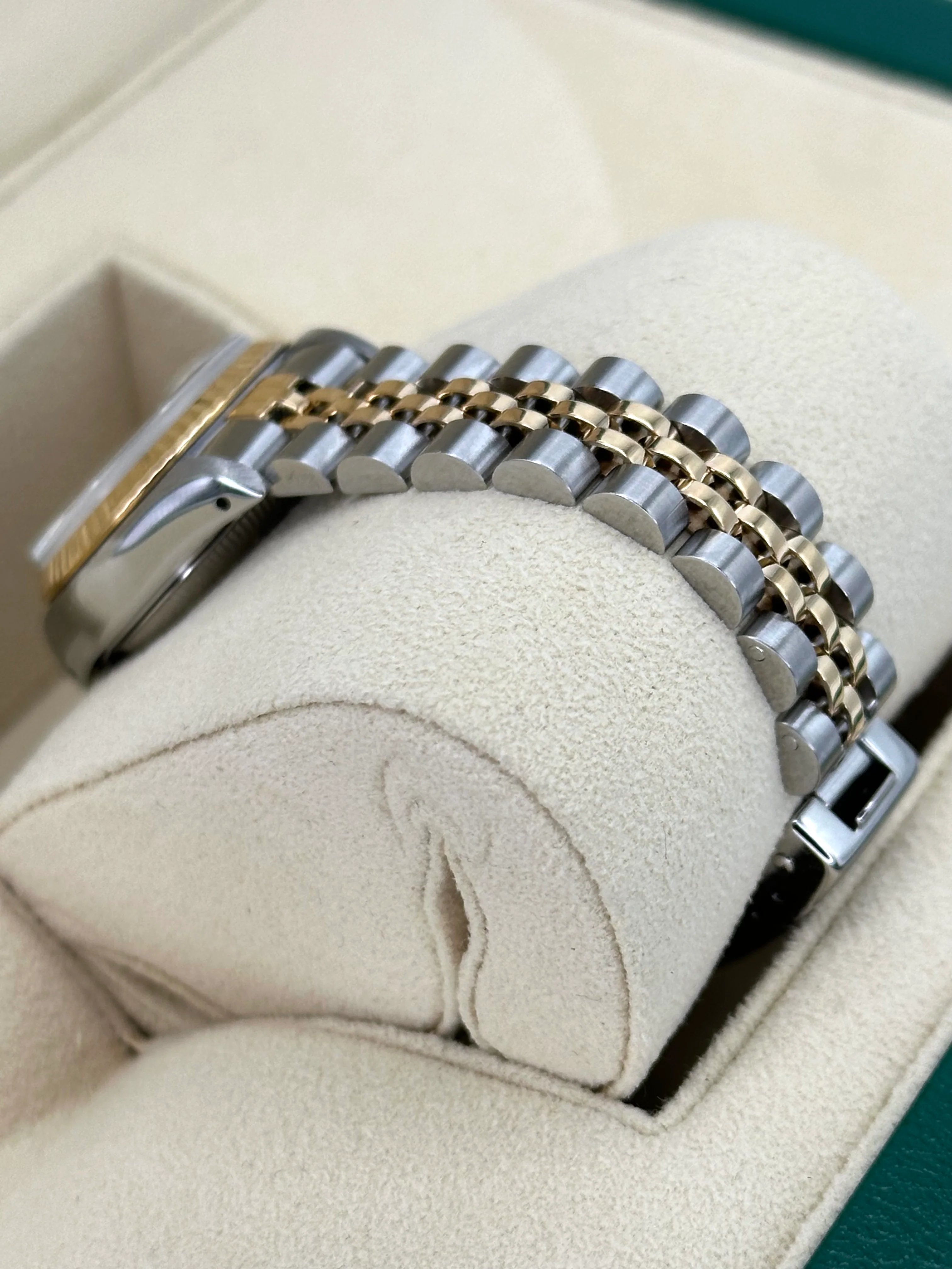 1990 Rolex Lady Datejust 26mm 69173 Two-Tone Jubilee Champagne Dial - Image 6