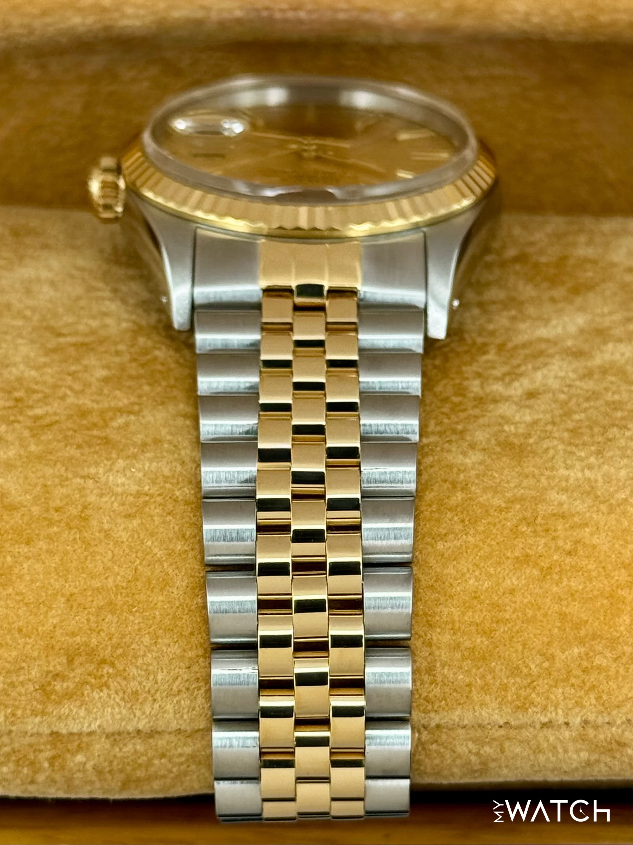 1991 Rolex Datejust 36mm 16233 Two-Tone Jubilee Champagne Dial - Image 4