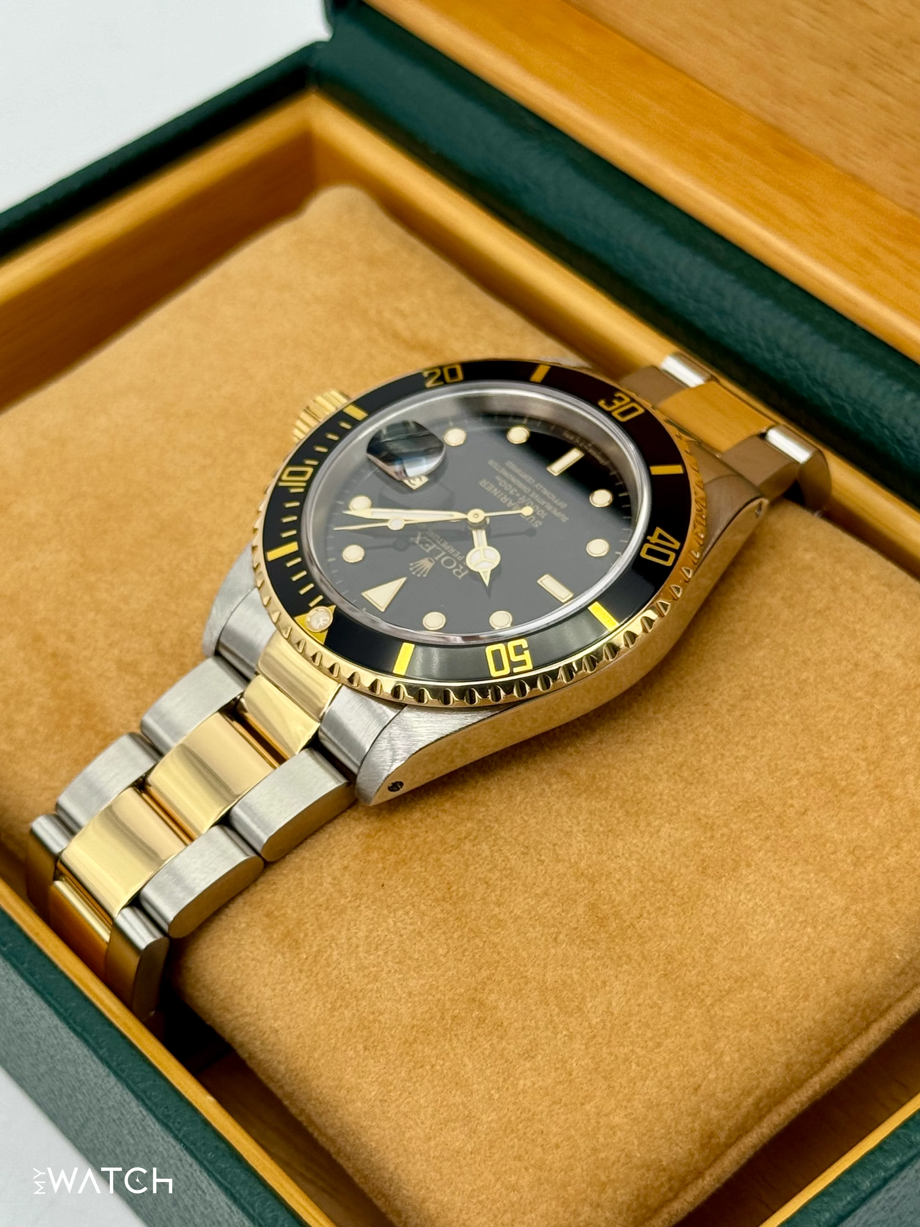 1991 Rolex Submariner 40mm 16613LN Two-Tone Black Dial - Image 7