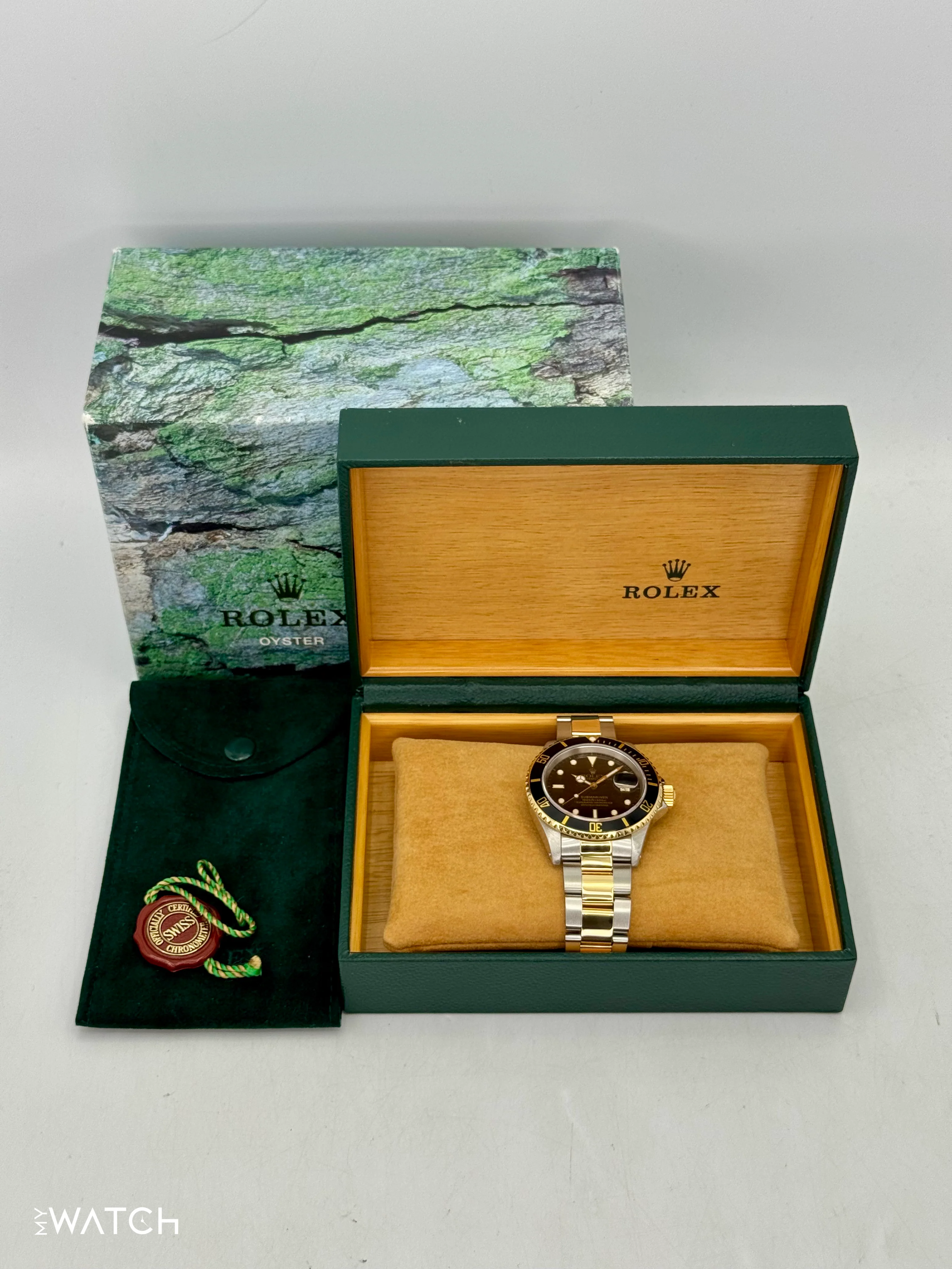 1991 Rolex Submariner 40mm 16613LN Two-Tone Black Dial - Image 9