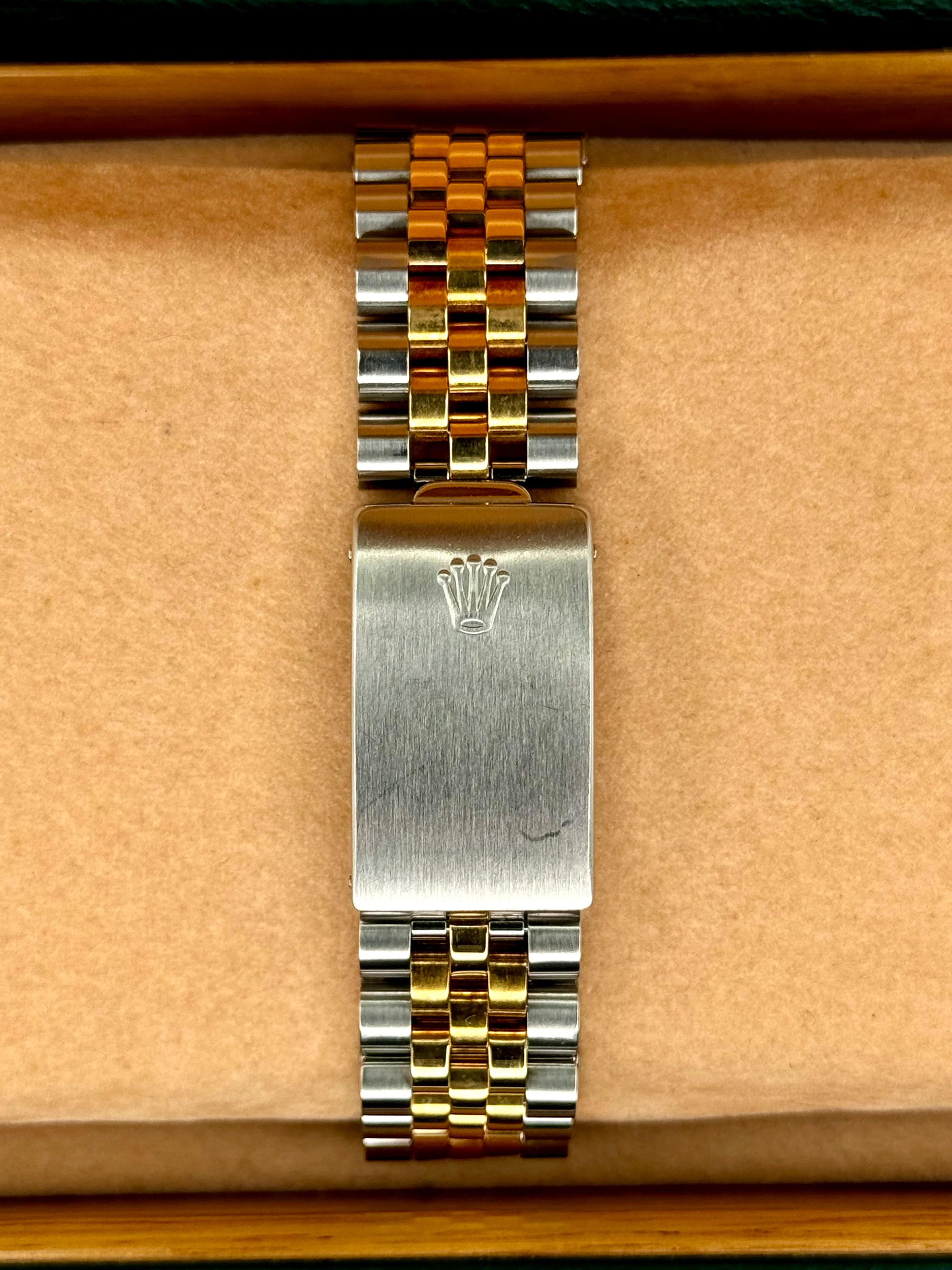 1995 Rolex Datejust 36mm 16233 Two-Tone White Pyramid Dial - Image 2
