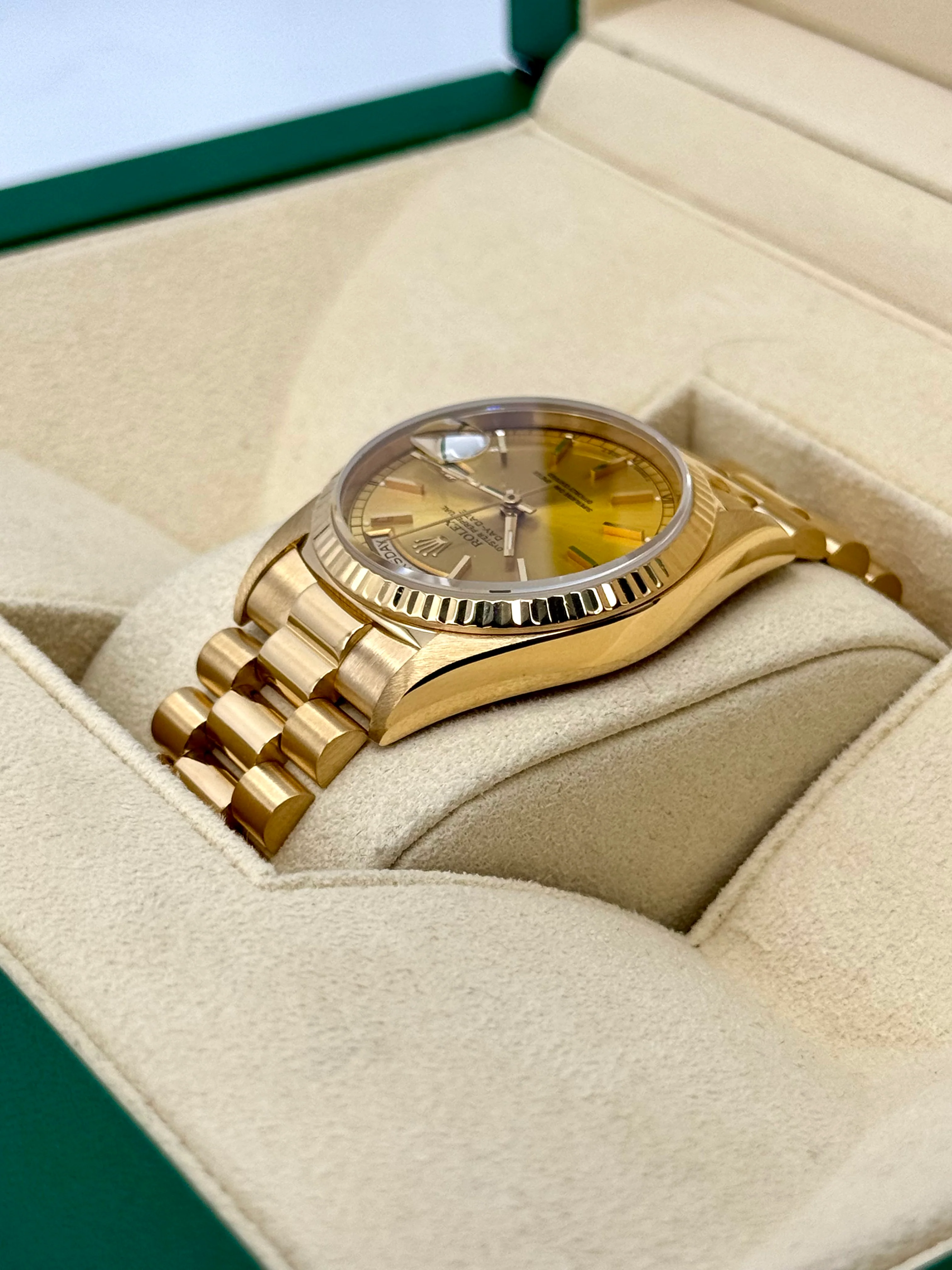 1995 Rolex Day-Date 36mm 18238 Presidential Champagne Dial - Image 7