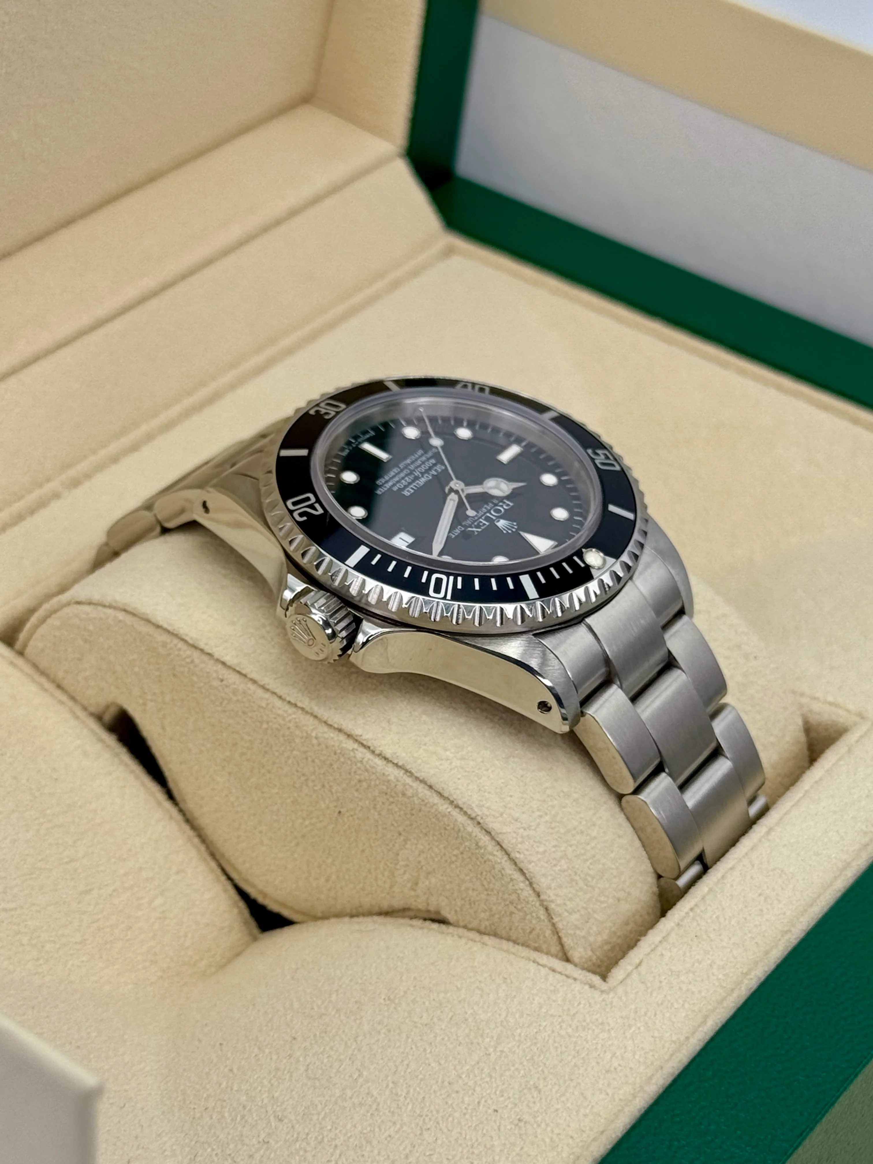 1995 Rolex Sea-Dweller 40mm 16600 Stainless Steel Black Dial - Image 8