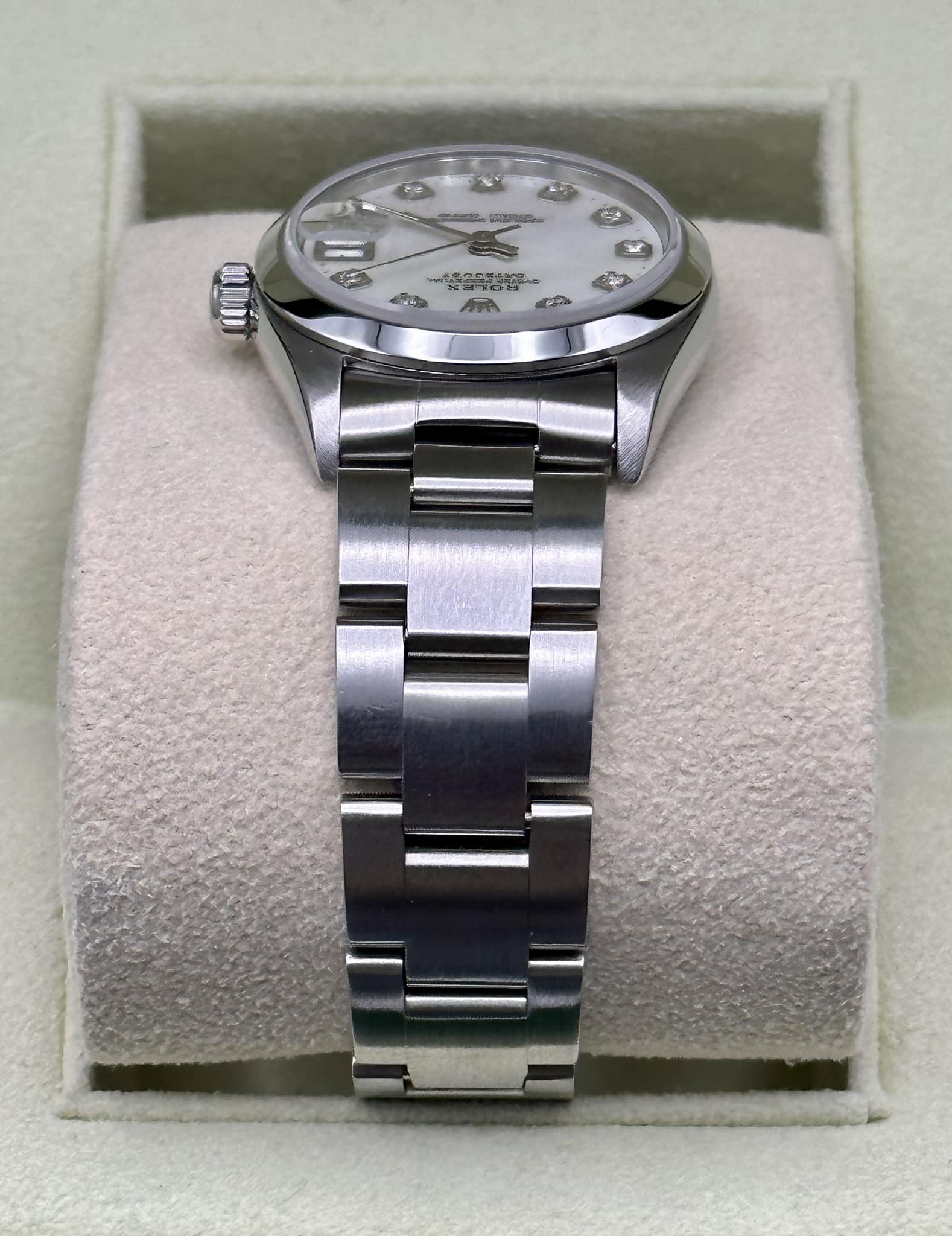 Rolex Ladies Datejust 31mm 68240 Oyster Mother of Pearl Diamond Dial - Image 3