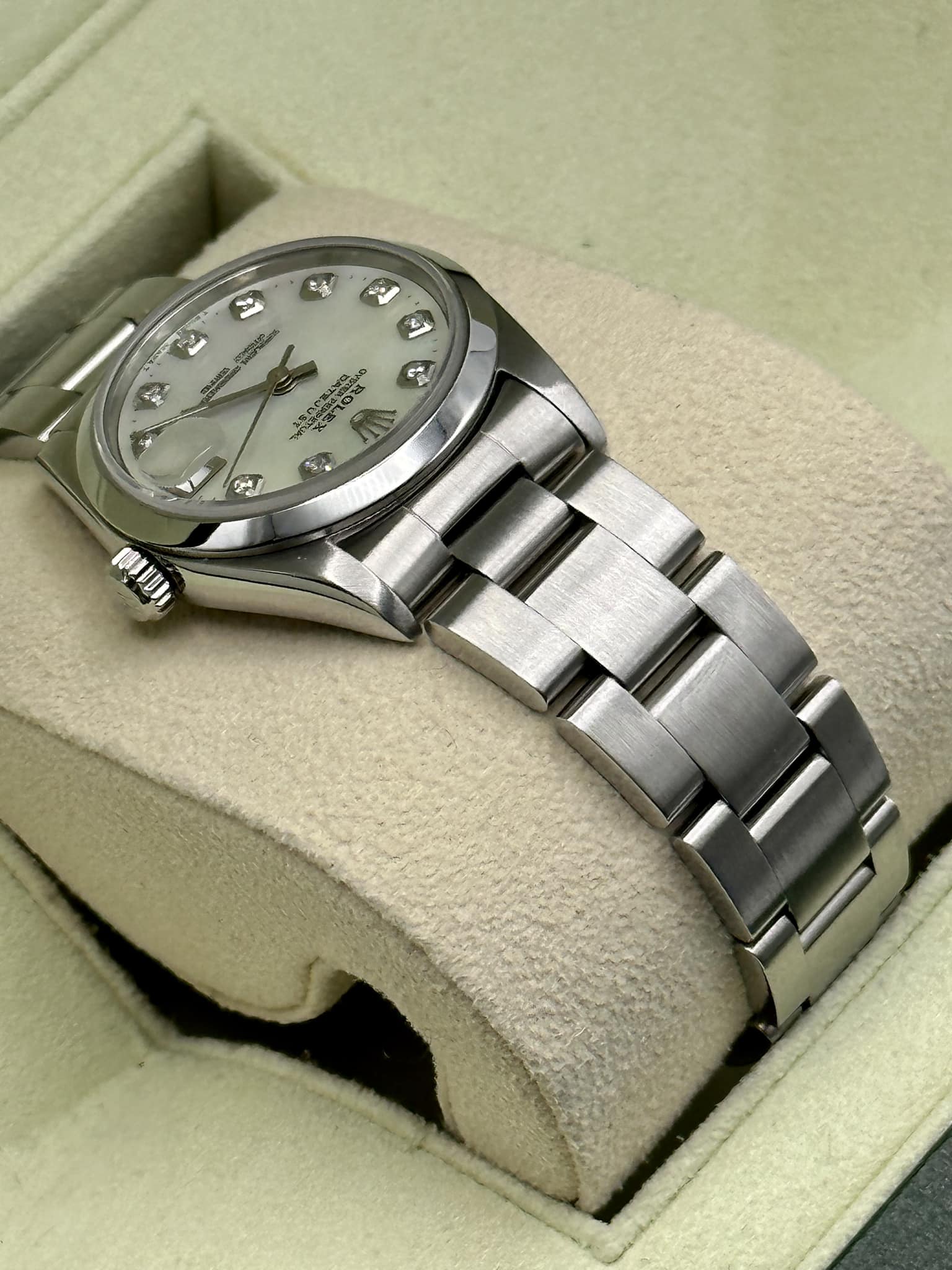 Rolex Ladies Datejust 31mm 68240 Oyster Mother of Pearl Diamond Dial - Image 7