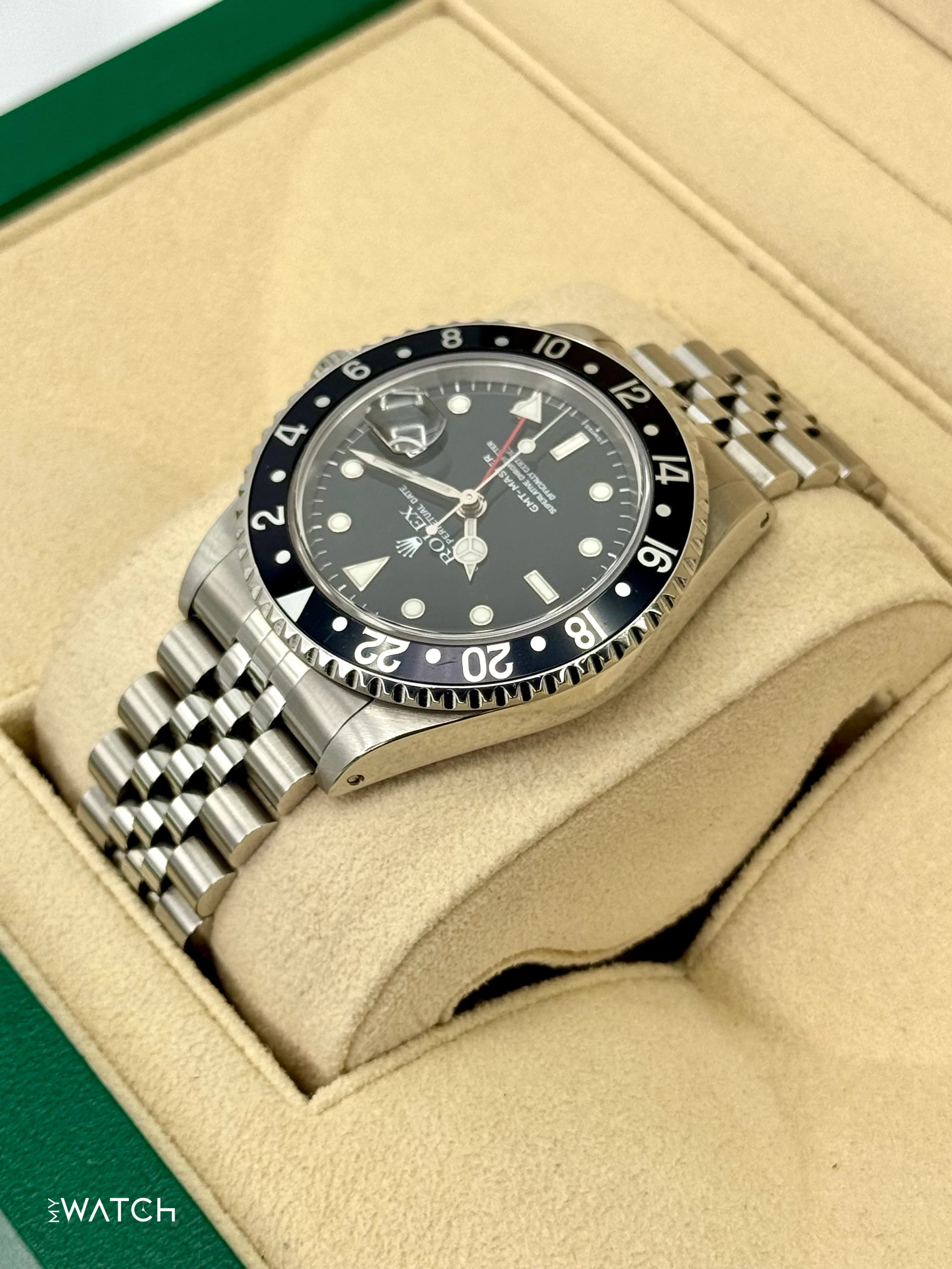 1999 Rolex GMT-Master 40mm 16700 Stainless Steel Jubilee Black Dial (BOTH BRACELETS) - Image 7