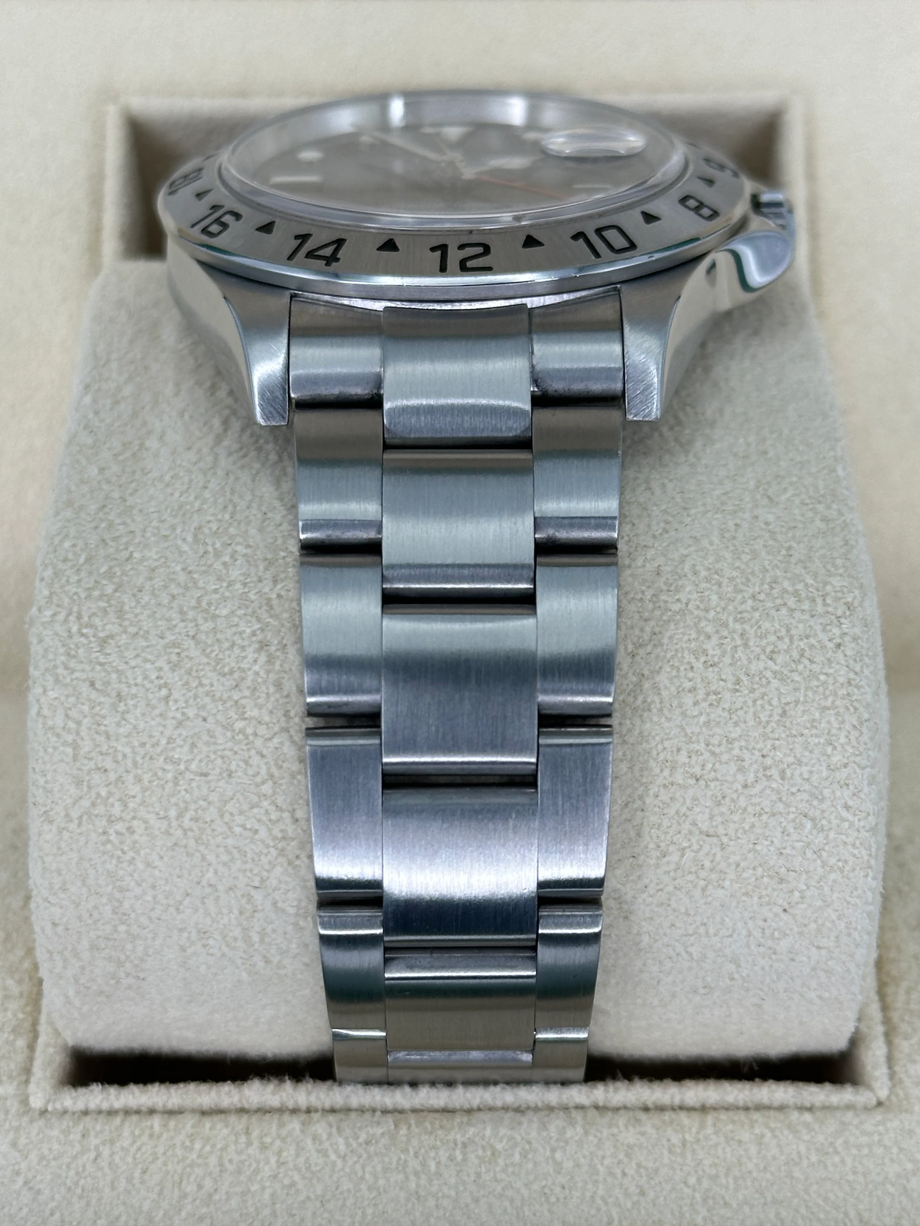 2002 Rolex Explorer II 40mm 16570 Stainless Steel Black Dial - Image 3