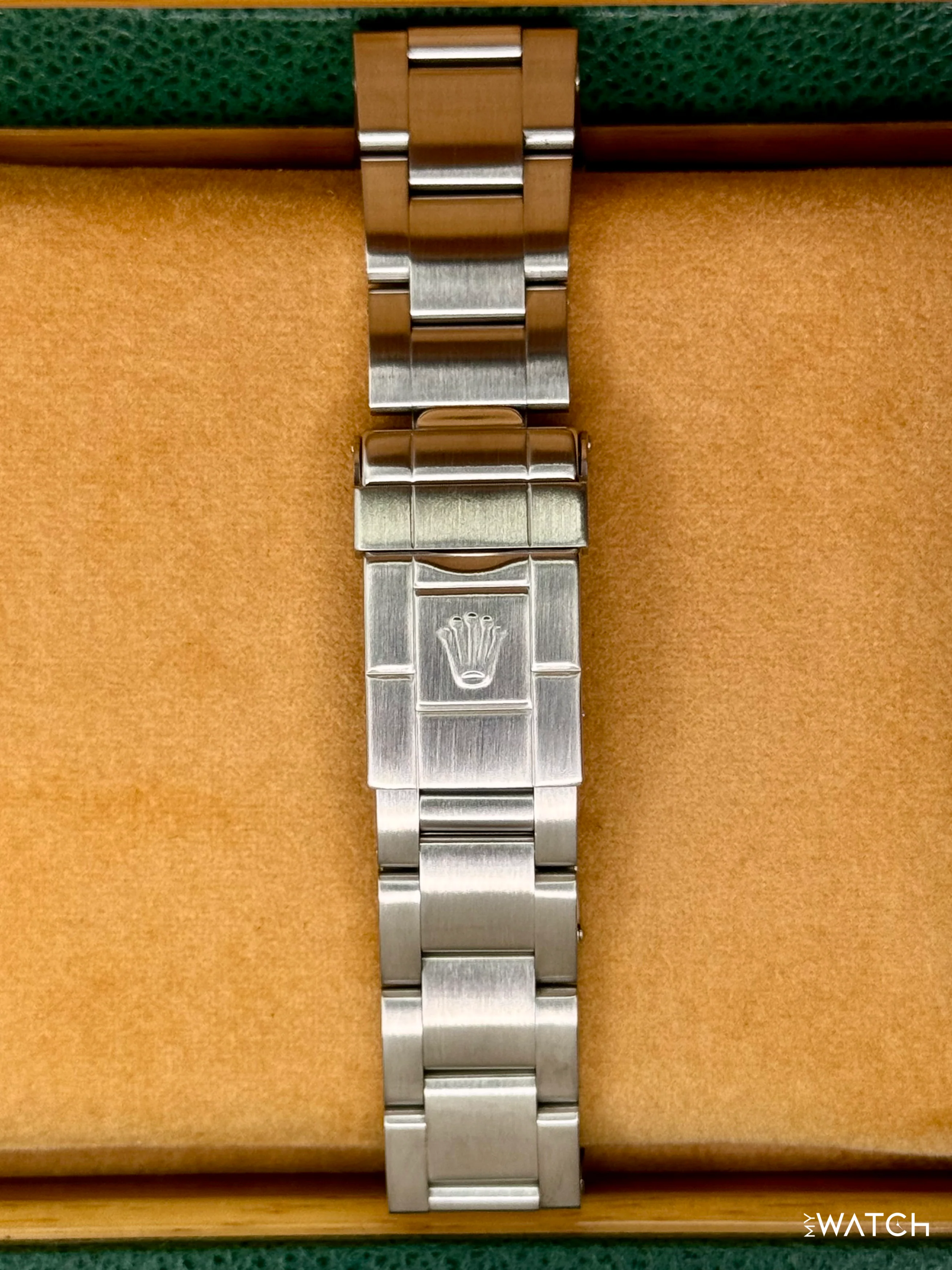 2002 Rolex Explorer II 40mm 16570 Stainless Steel Polar White Dial - Image 2