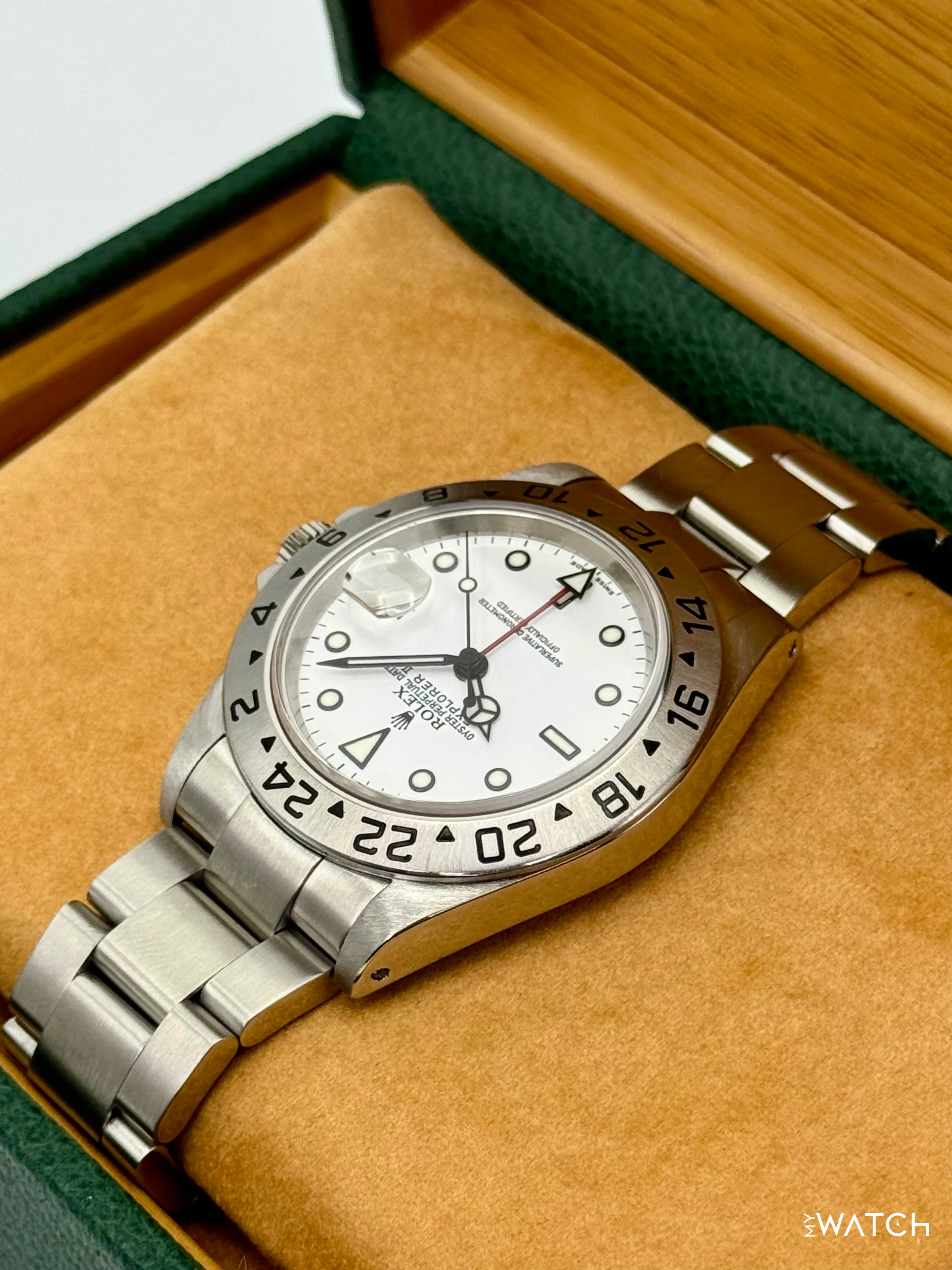 2002 Rolex Explorer II 40mm 16570 Stainless Steel Polar White Dial - Image 5