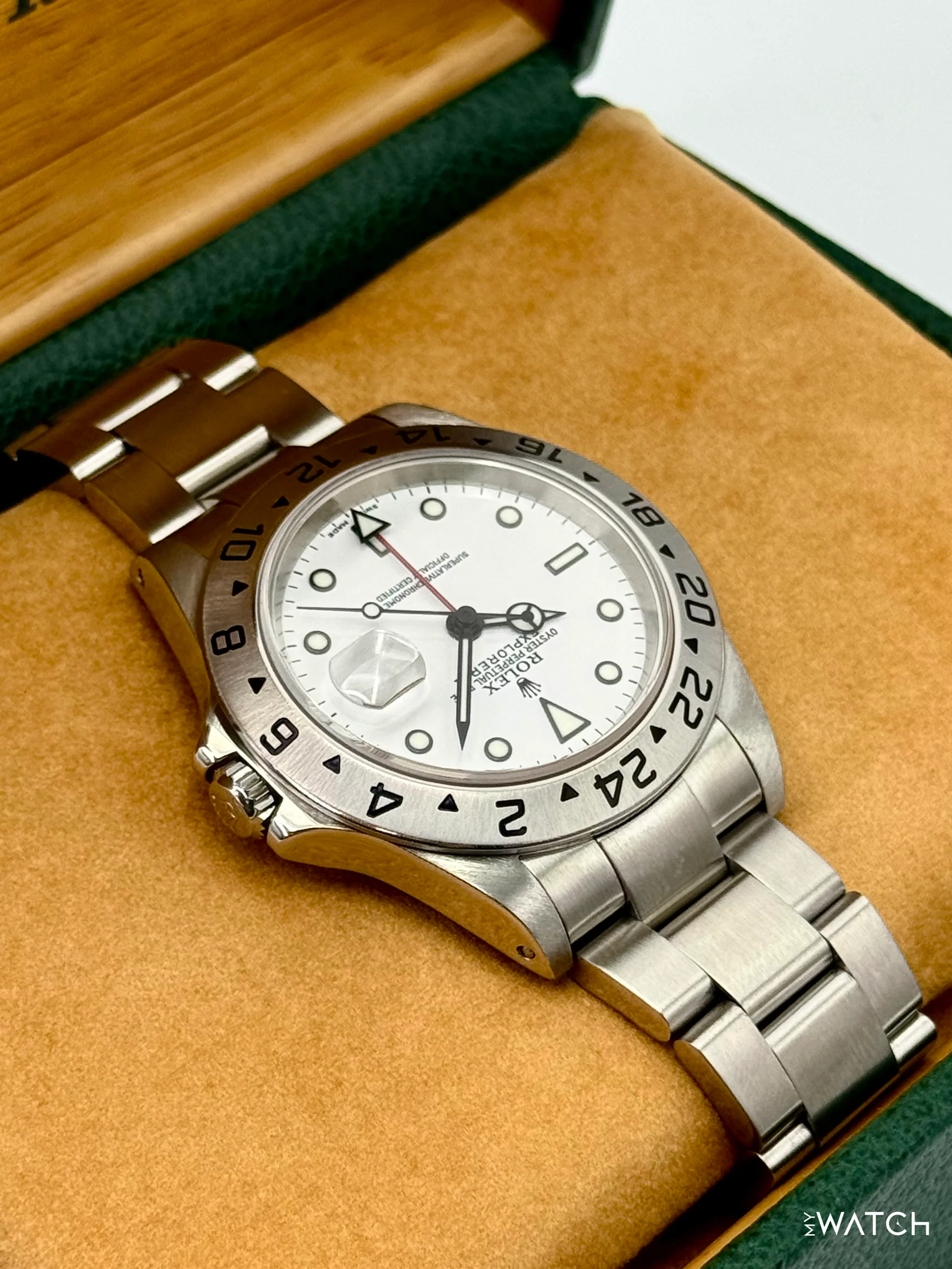 2002 Rolex Explorer II 40mm 16570 Stainless Steel Polar White Dial - Image 6