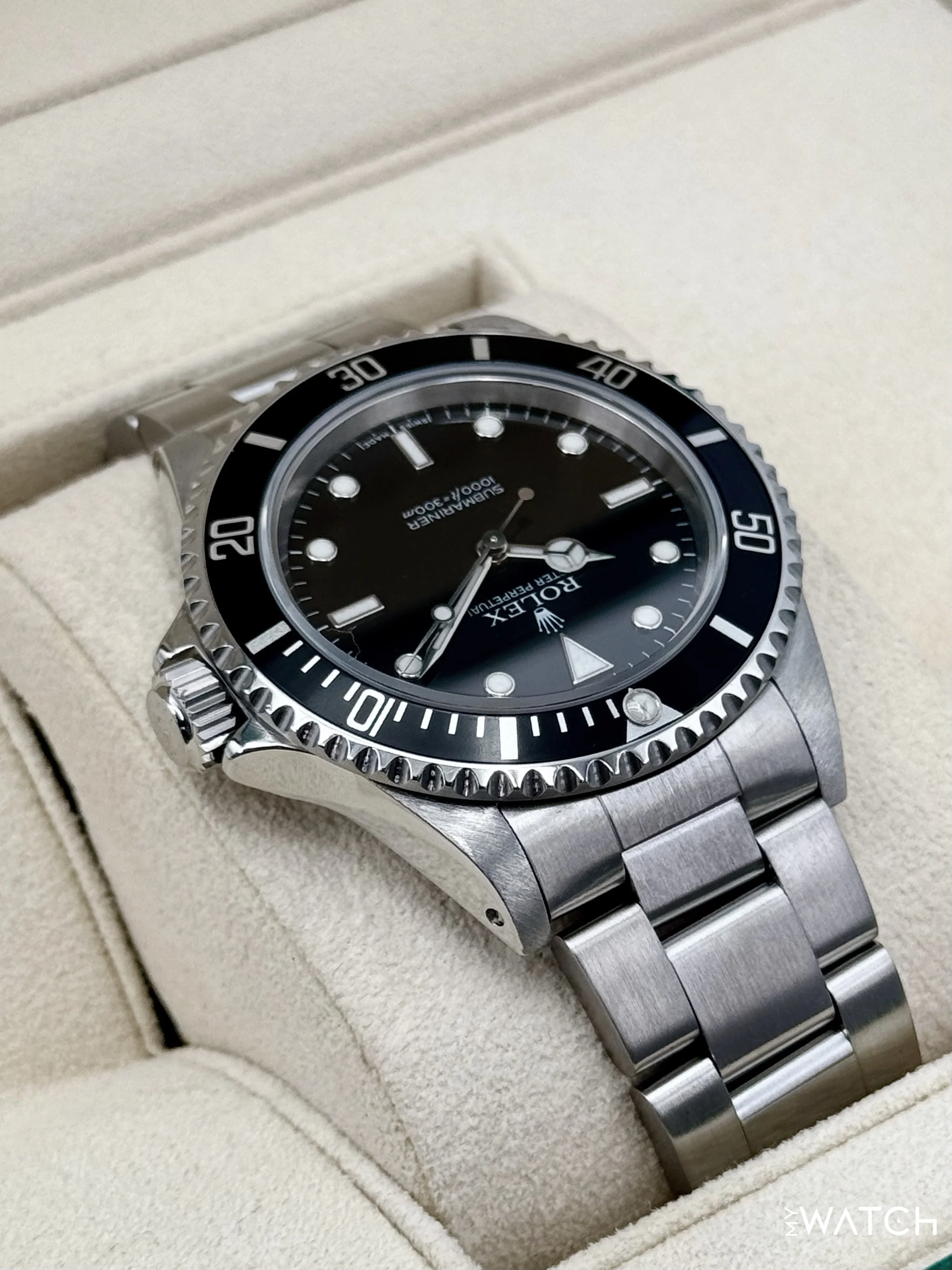 2004 Rolex Submariner 40mm 14060M Stainless Steel Two-Liner Black Dial - Image 8