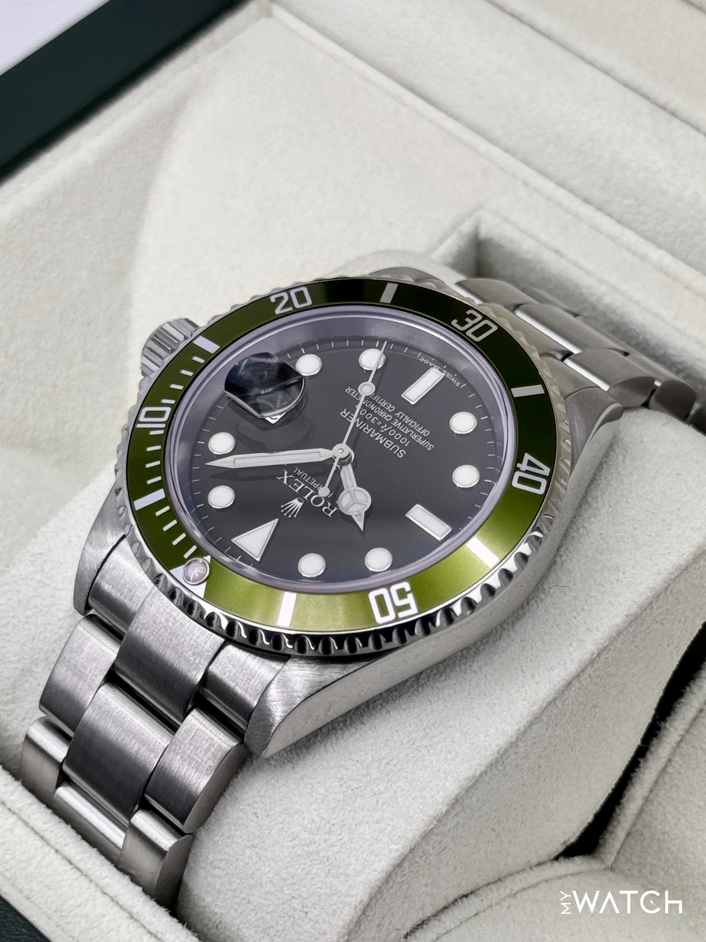2005 Rolex Submariner "Kermit" 40mm 16610 Stainless Steel Black Dial (Collectors Set) - Image 7