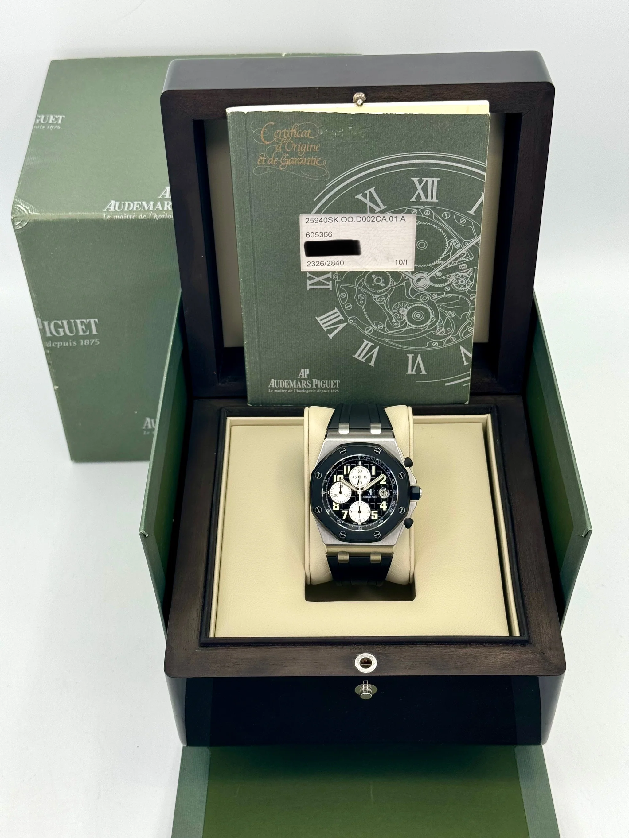 2006 Audemars Piguet  Royal Oak  42mm 25940SK Offshore Black Dial - Image 12