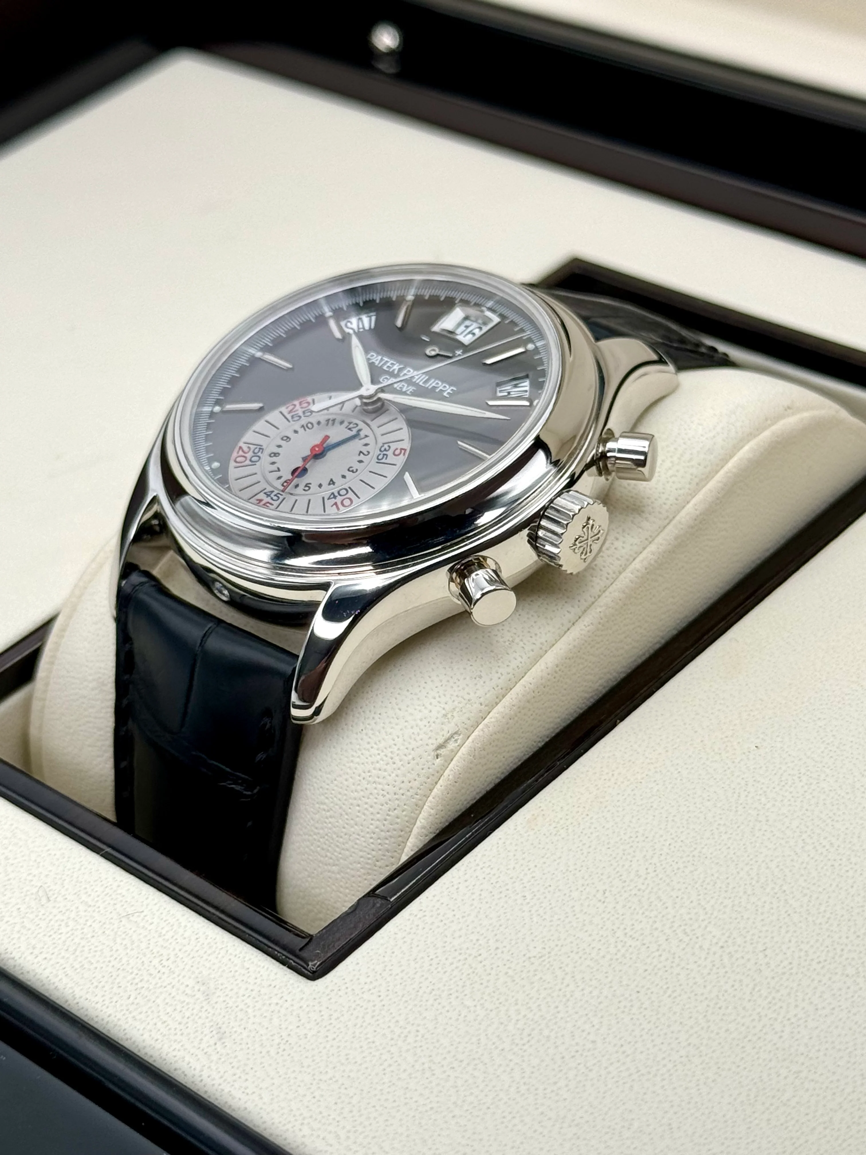 2006 Patek Phillippe Annual Calendar Chrono 40.5mm 5960P Black Dial - Image 5