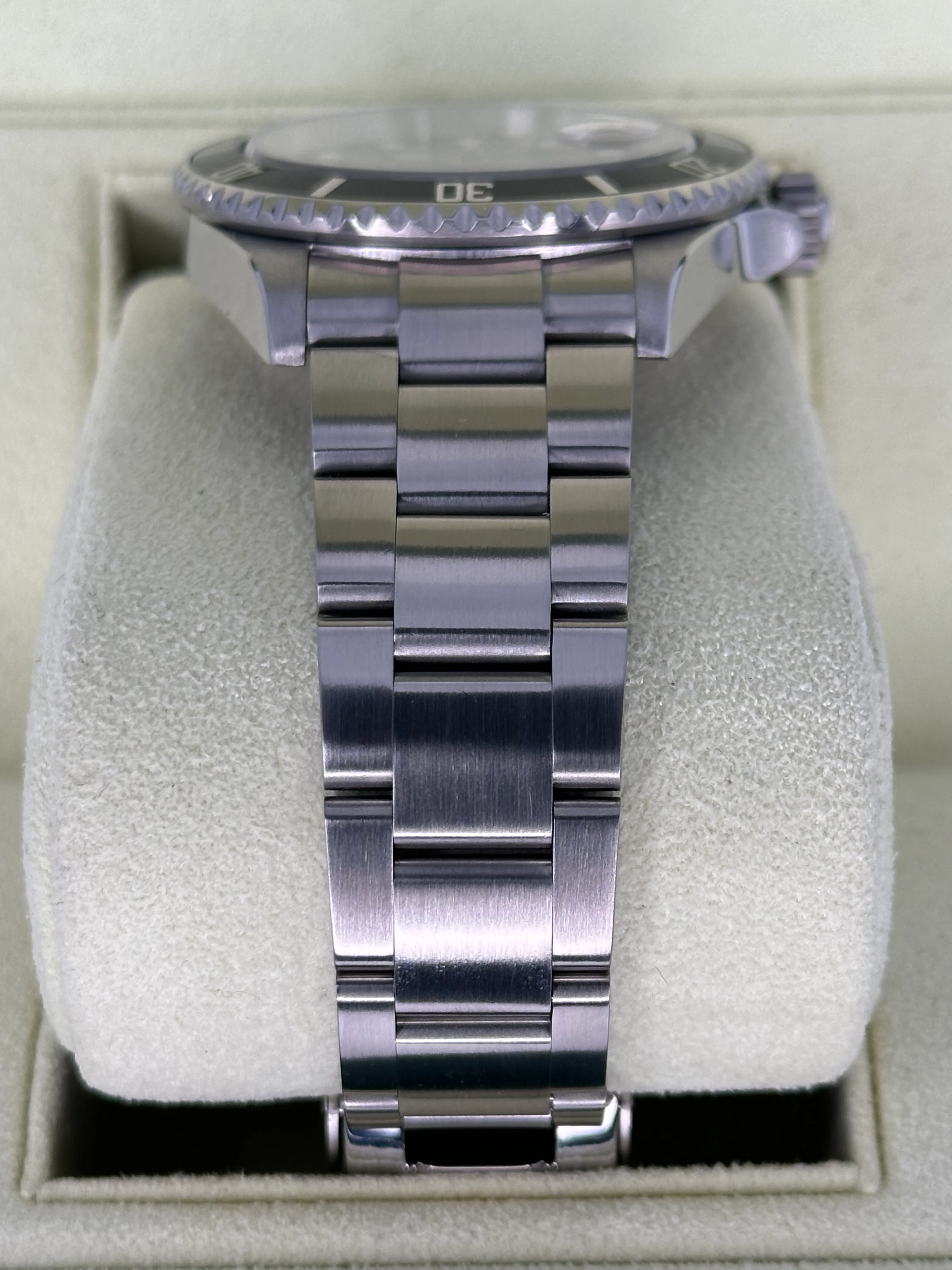 2007 Rolex Submariner Date 40mm 16610 Stainless Steel Black Dial - Image 3