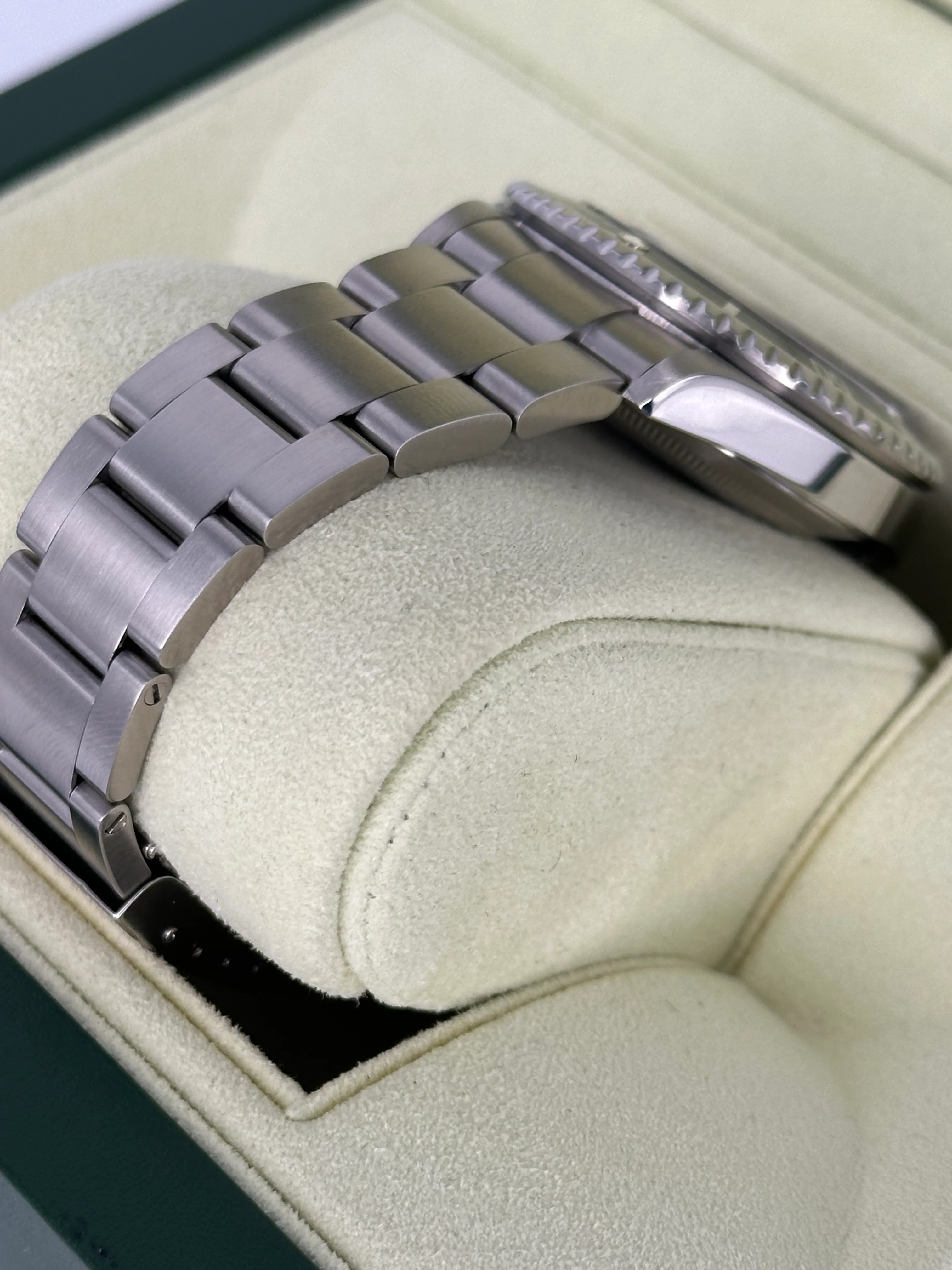 2007 Rolex Submariner Date 40mm 16610 Stainless Steel Black Dial - Image 7