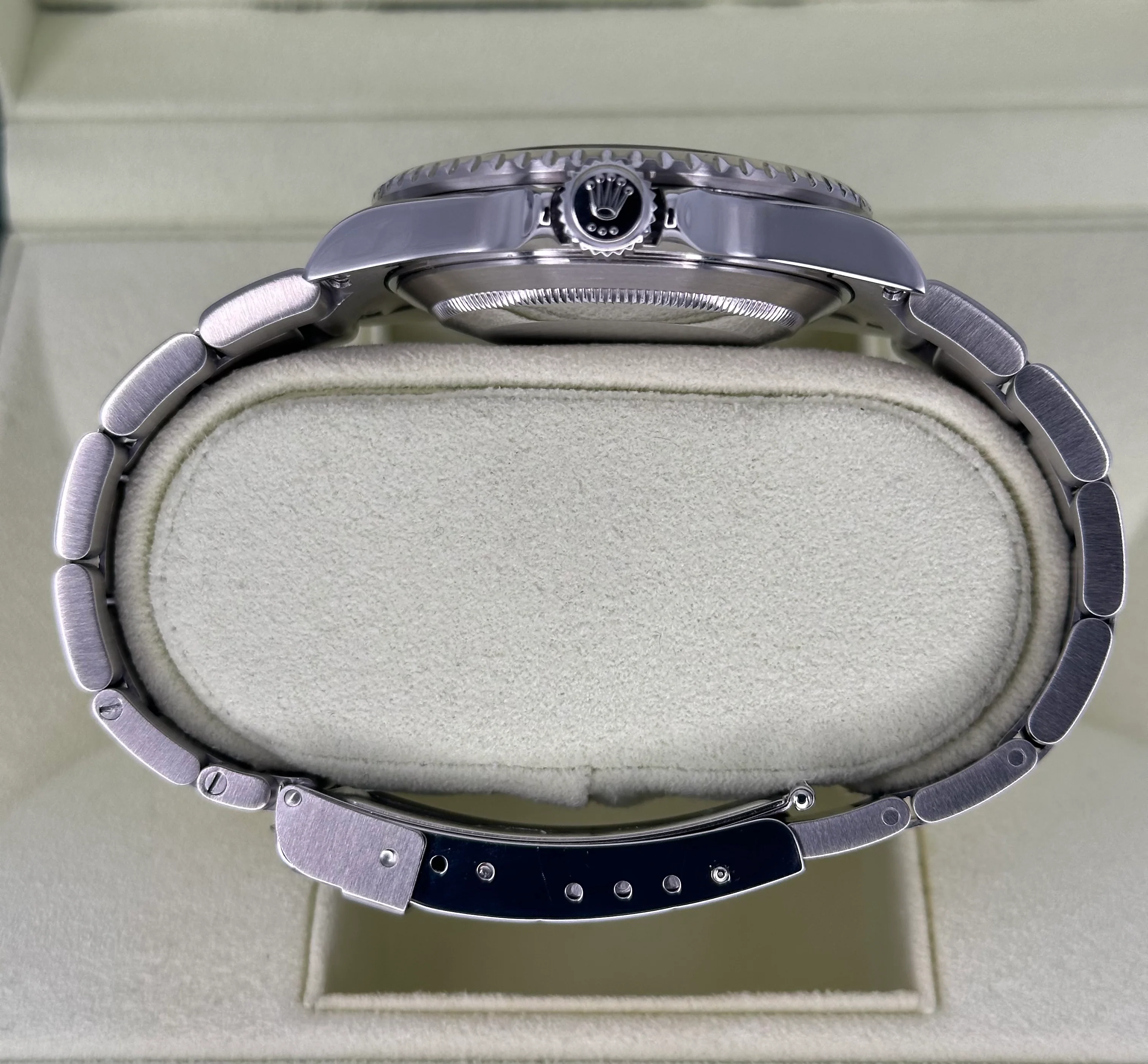 2007 Rolex Submariner Date 40mm 16610 Stainless Steel Black Dial - Image 9