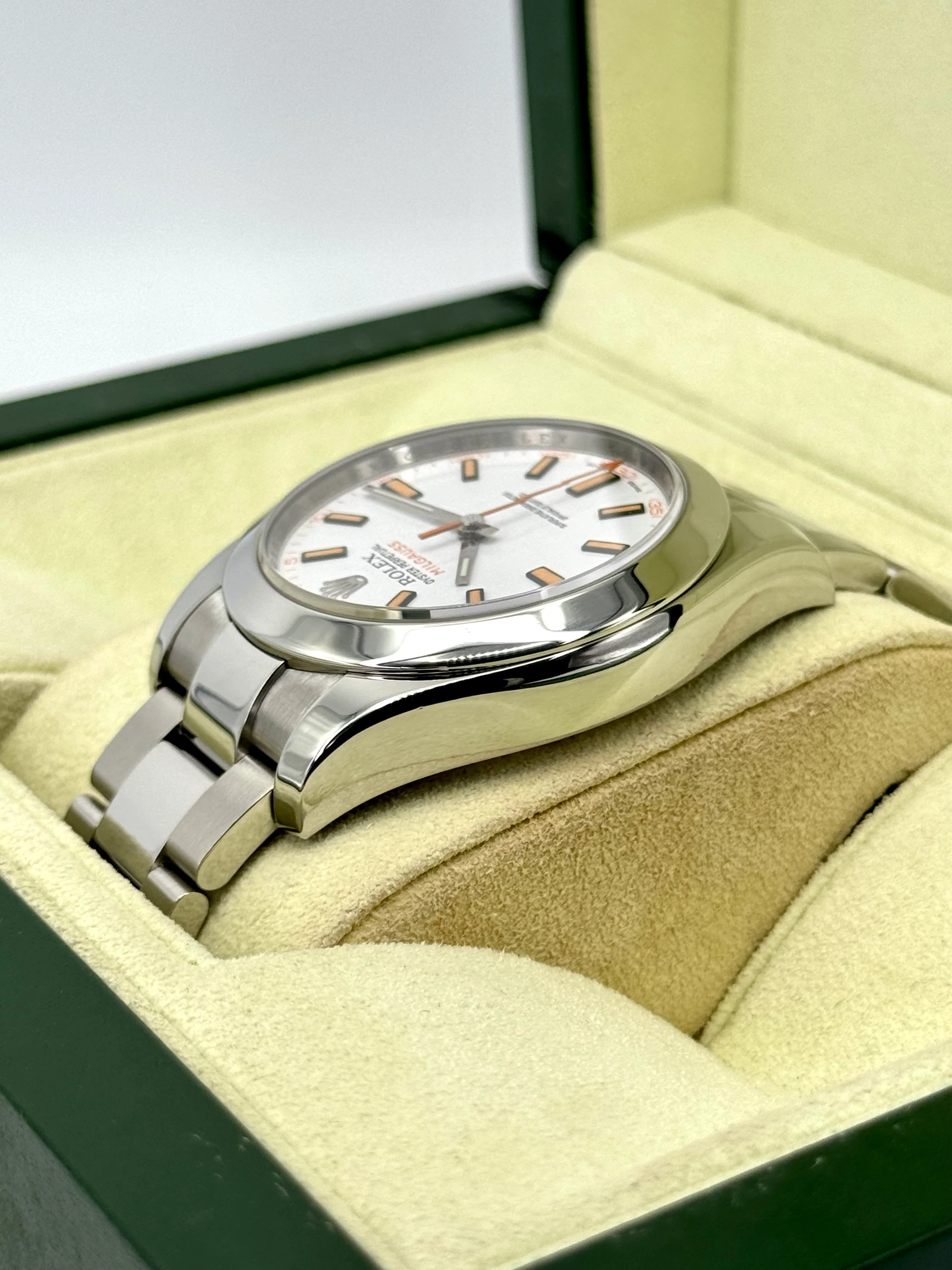 2008 Rolex Milgauss 40mm 116400 Stainless Steel White Dial - Image 7