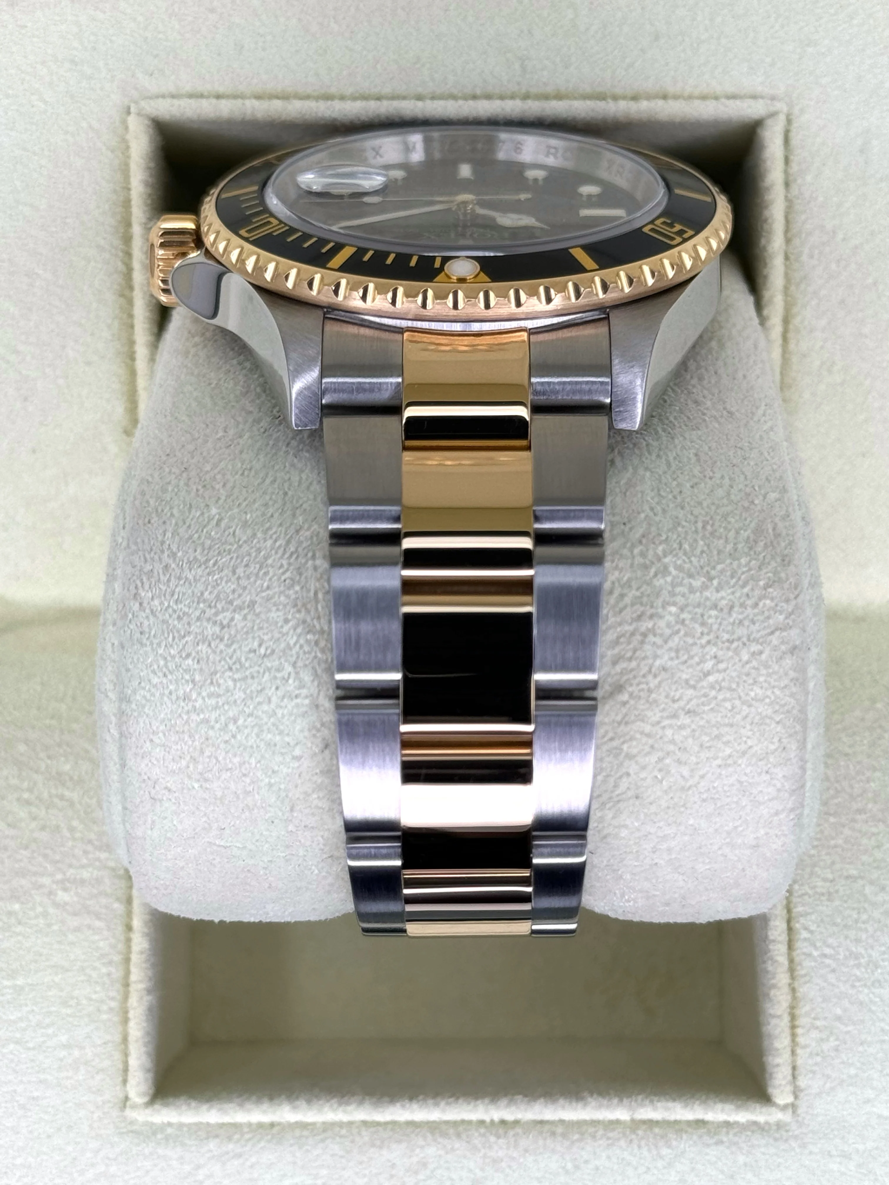 2008 Rolex Submariner 40mm 16613LN Two-Tone Black Dial - Image 4
