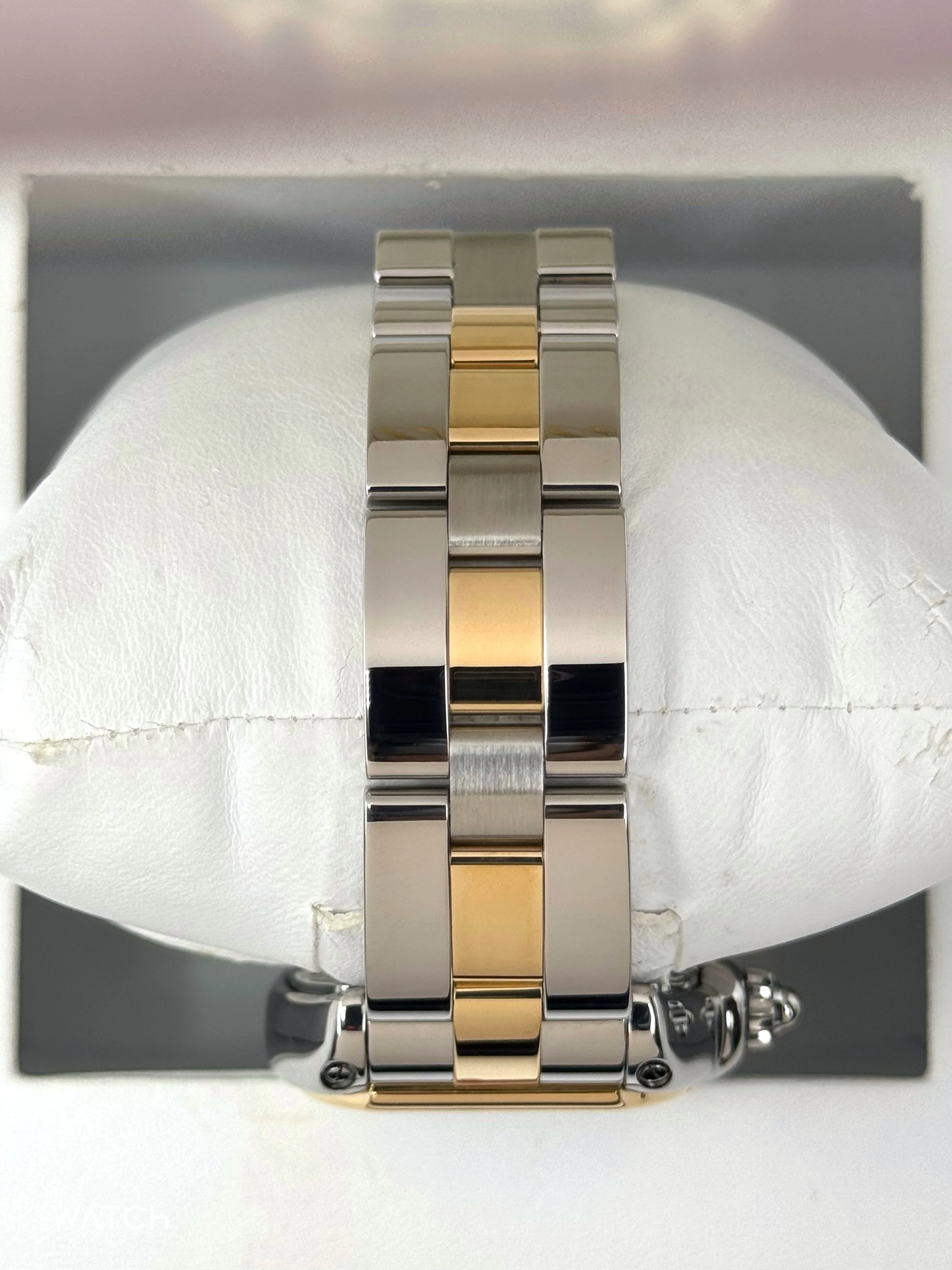 2009 Cartier Roadster 30.4mm 62031Y4 Two-Tone Silver Dial - Image 2
