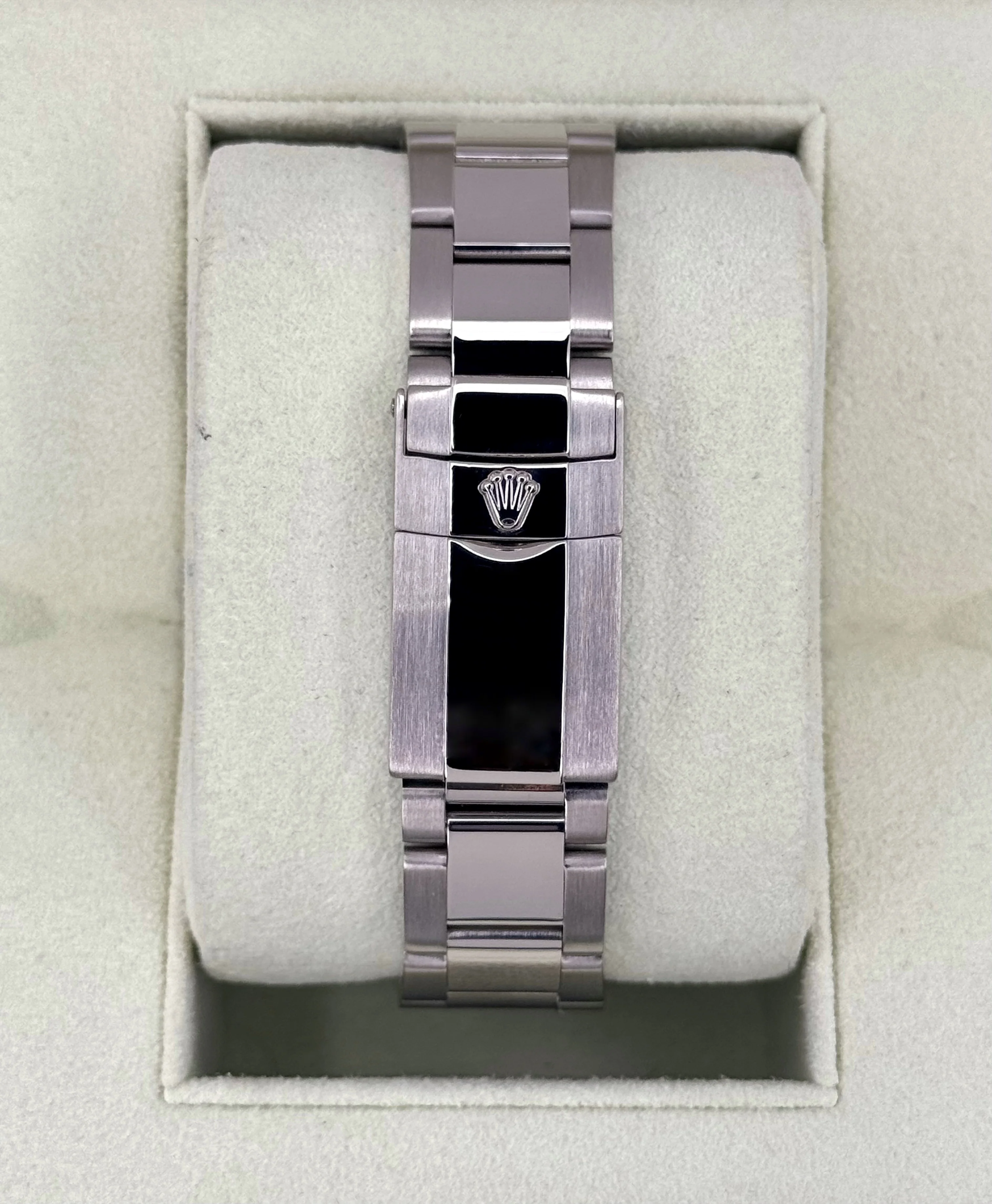 2009 Rolex Daytona 40mm 116509 White Gold Black Diamond Dial - Image 2