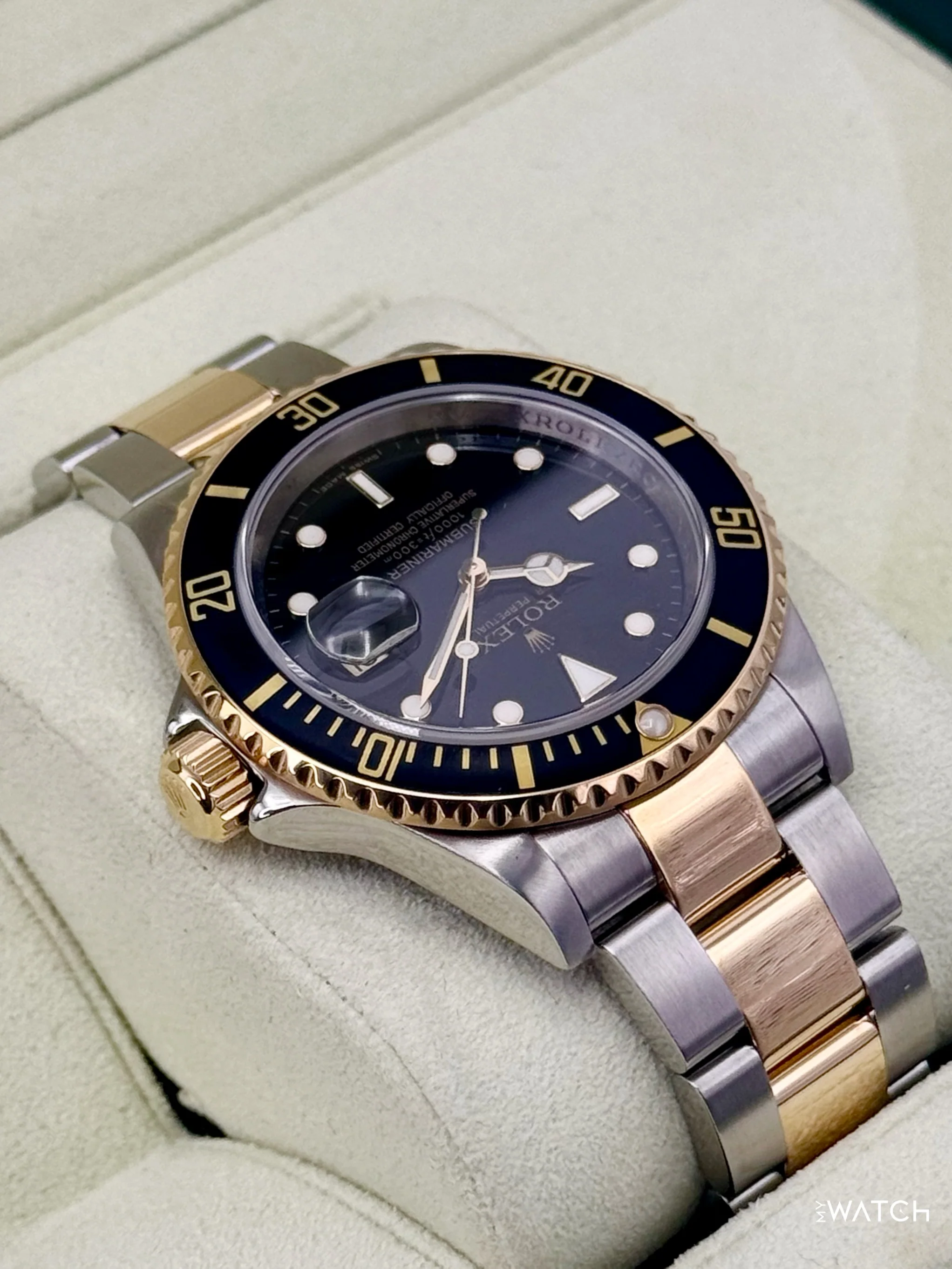 2009 Rolex Submariner 40mm 16613LN Two-Tone Black Dial (Collectors Set) - Image 8