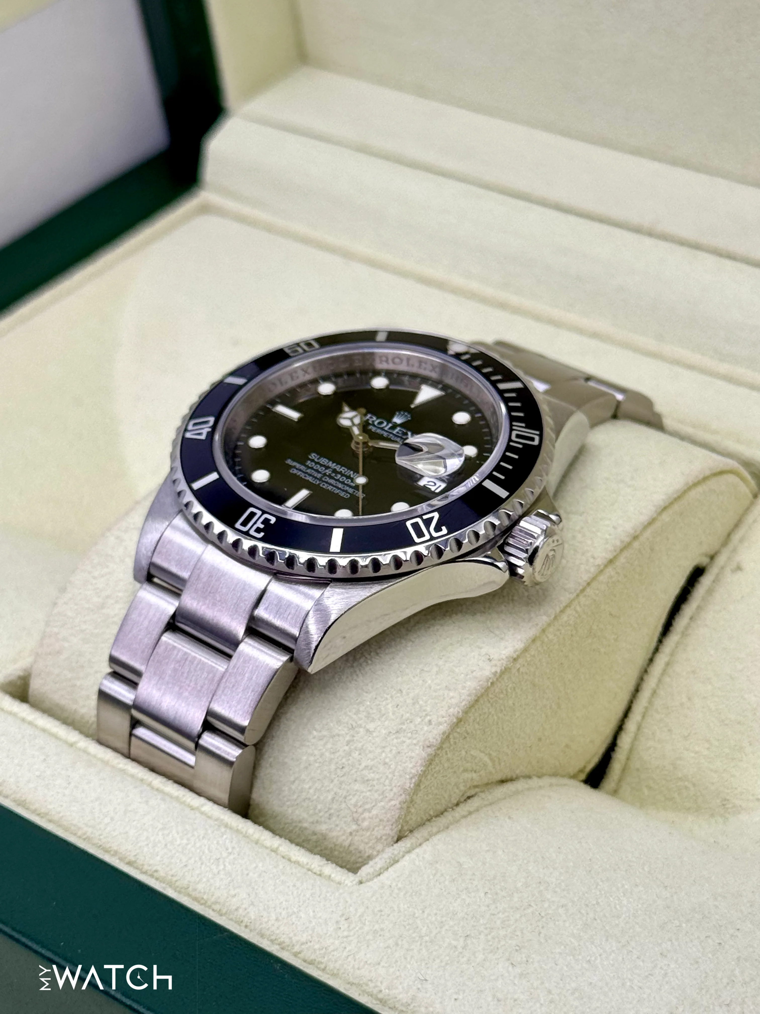 2009 Rolex Submariner Date 40mm 16610 Stainless Steel Black Dial - Image 5