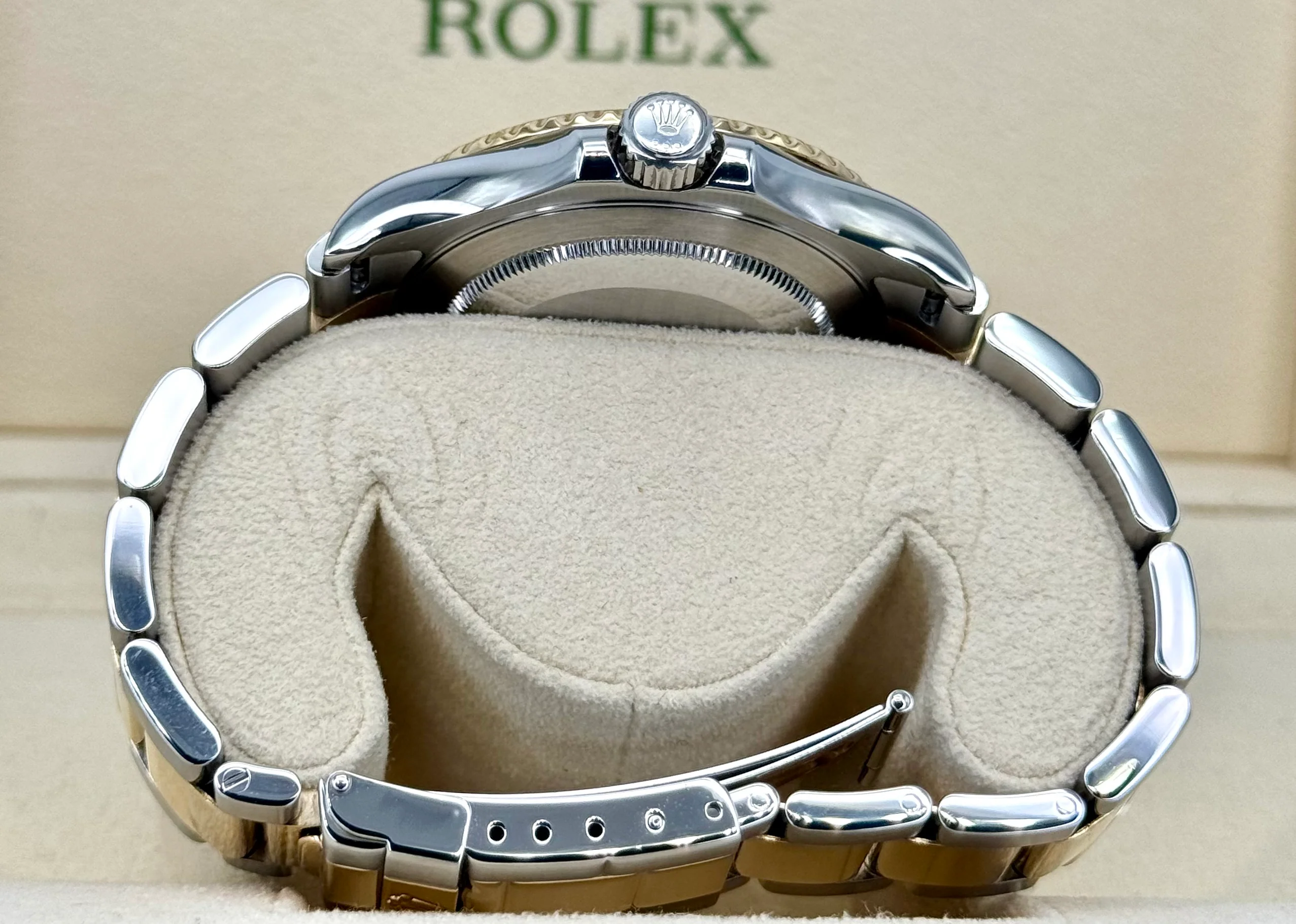 2009 Rolex Yacht-Master 40mm Two-Tone Champagne Dial - Image 7