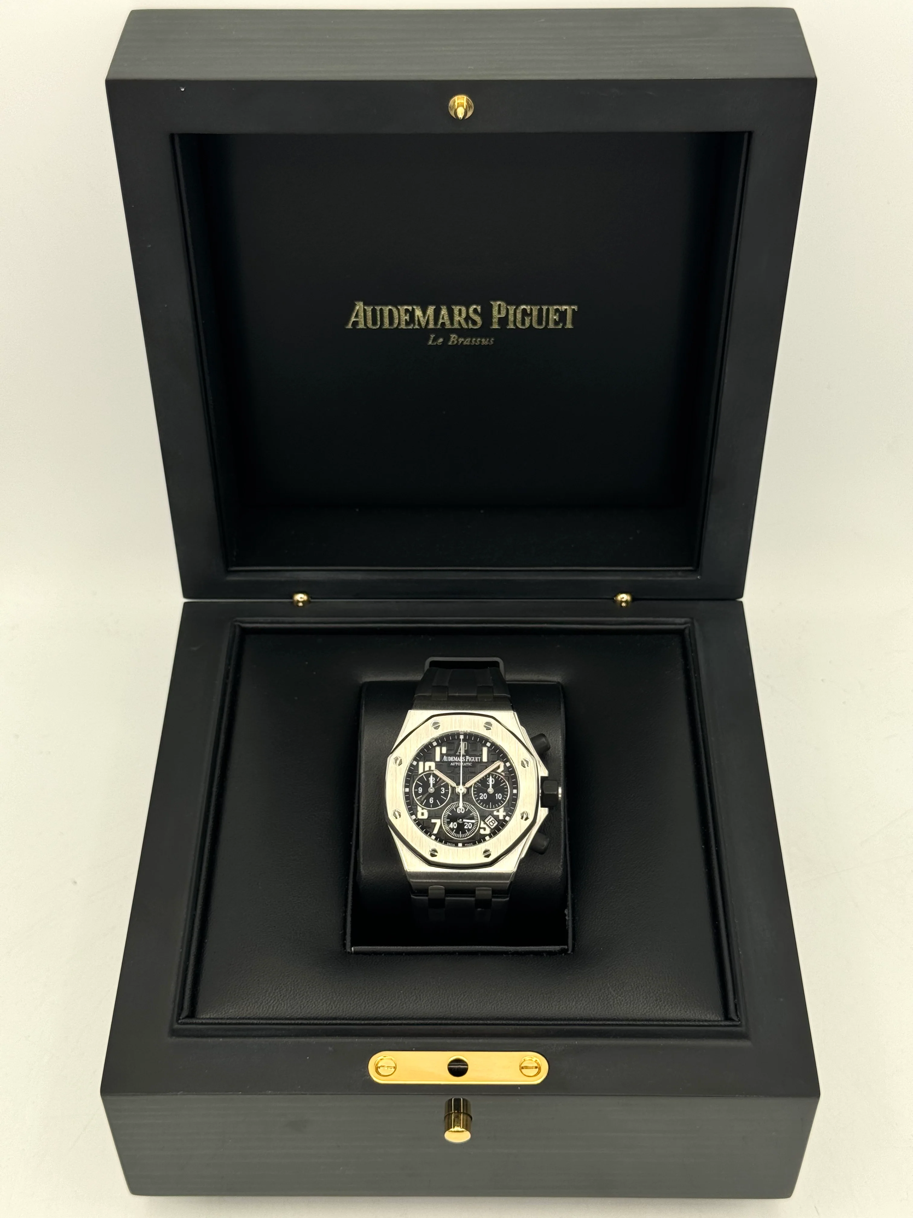 2010 Audemars Piguet Royal Oak Offshore 37mm 26283ST Black Dial - Image 10
