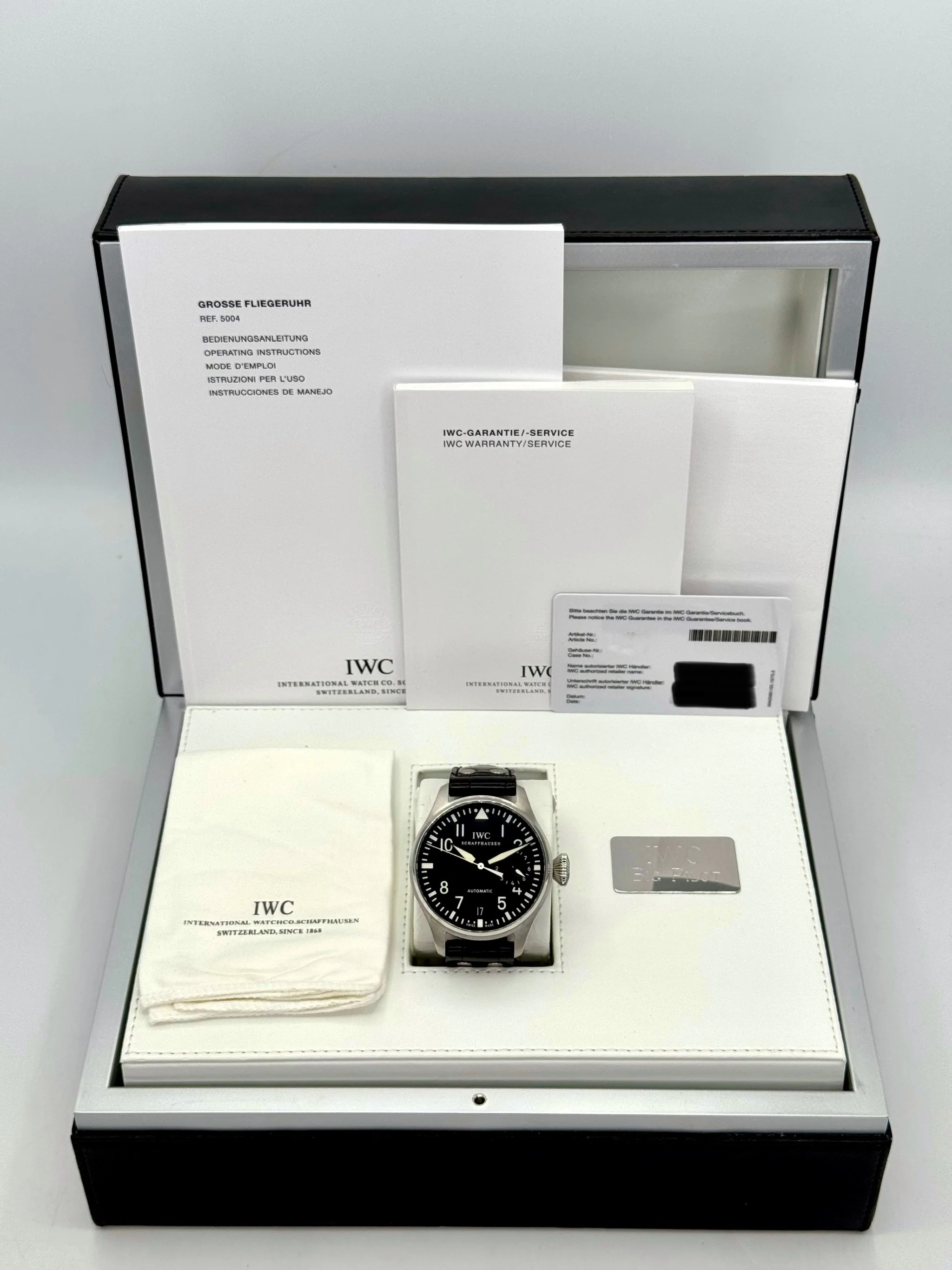 2010 IWC Big Pilot 46mm IW500401 Stainless Steel Black Dial - Image 10
