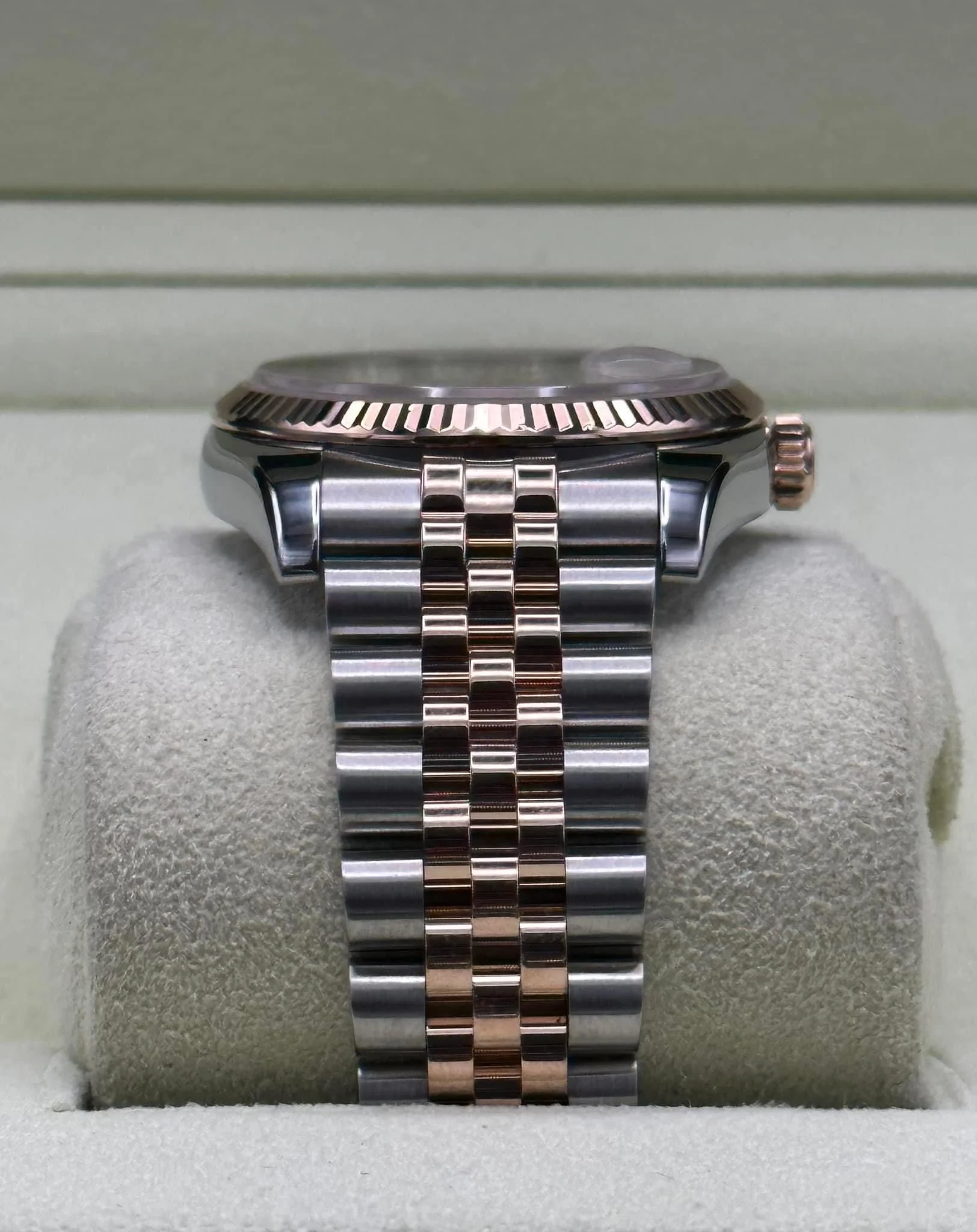 2010 Rolex Datejust 36mm 116231 Two-Tone Rose Gold Pink Diamond Dial - Image 4