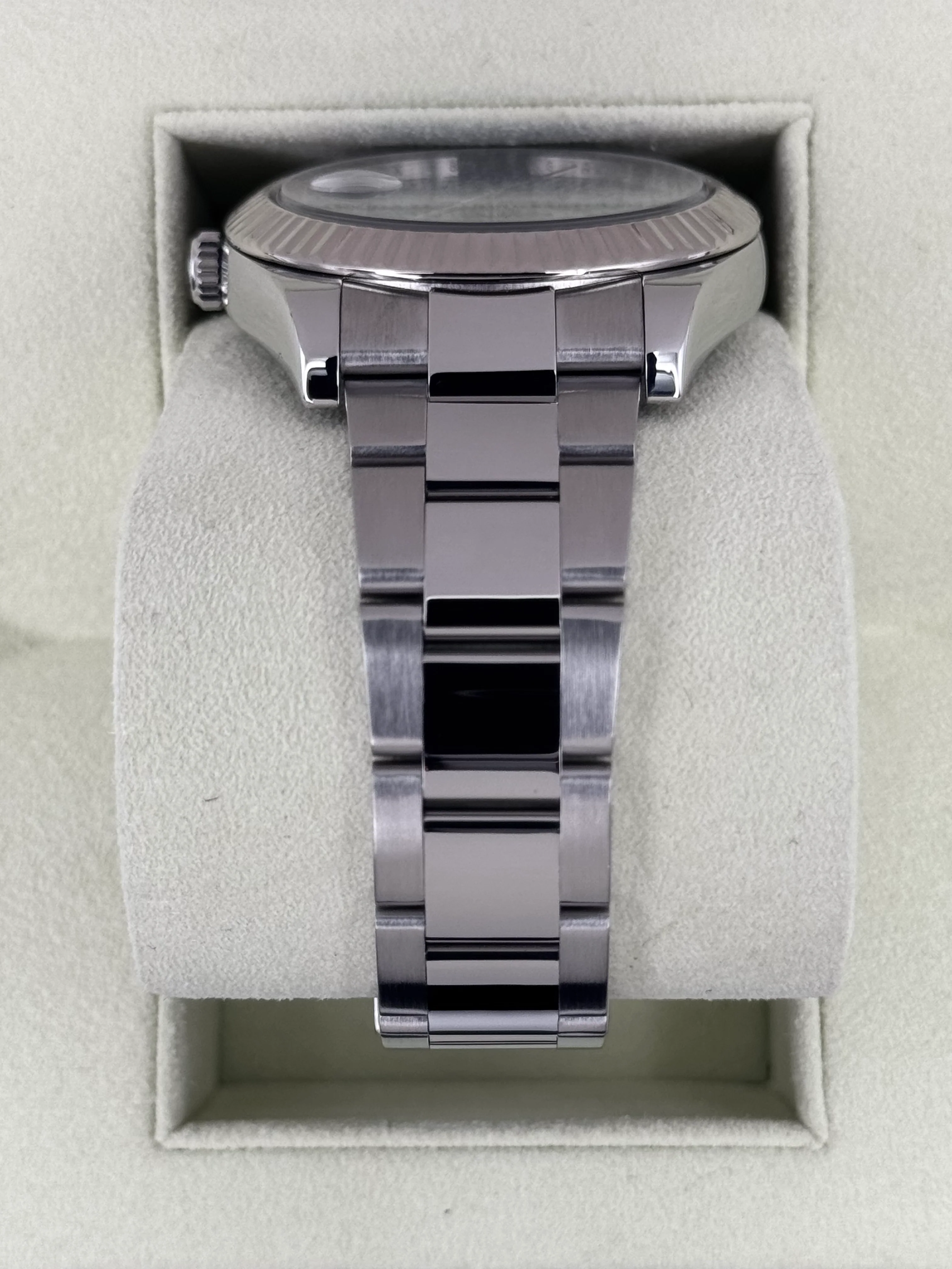 2010 Rolex Datejust II 41mm 116334 Stainless Steel Oyster Blue Dial - Image 4