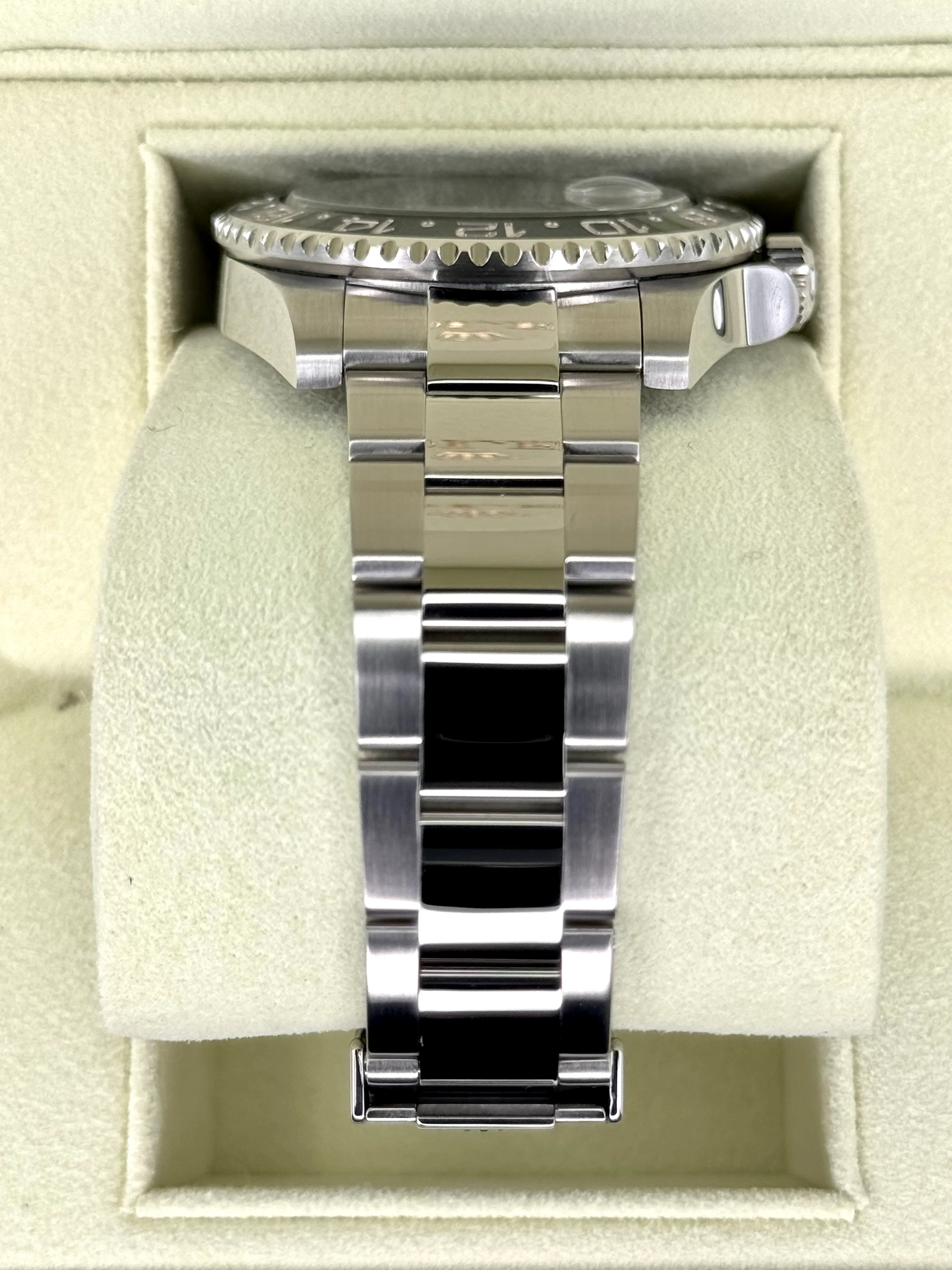 2010 Rolex GMT-Master II 40mm 116710LN Stainless Steel Black Dial - Image 2