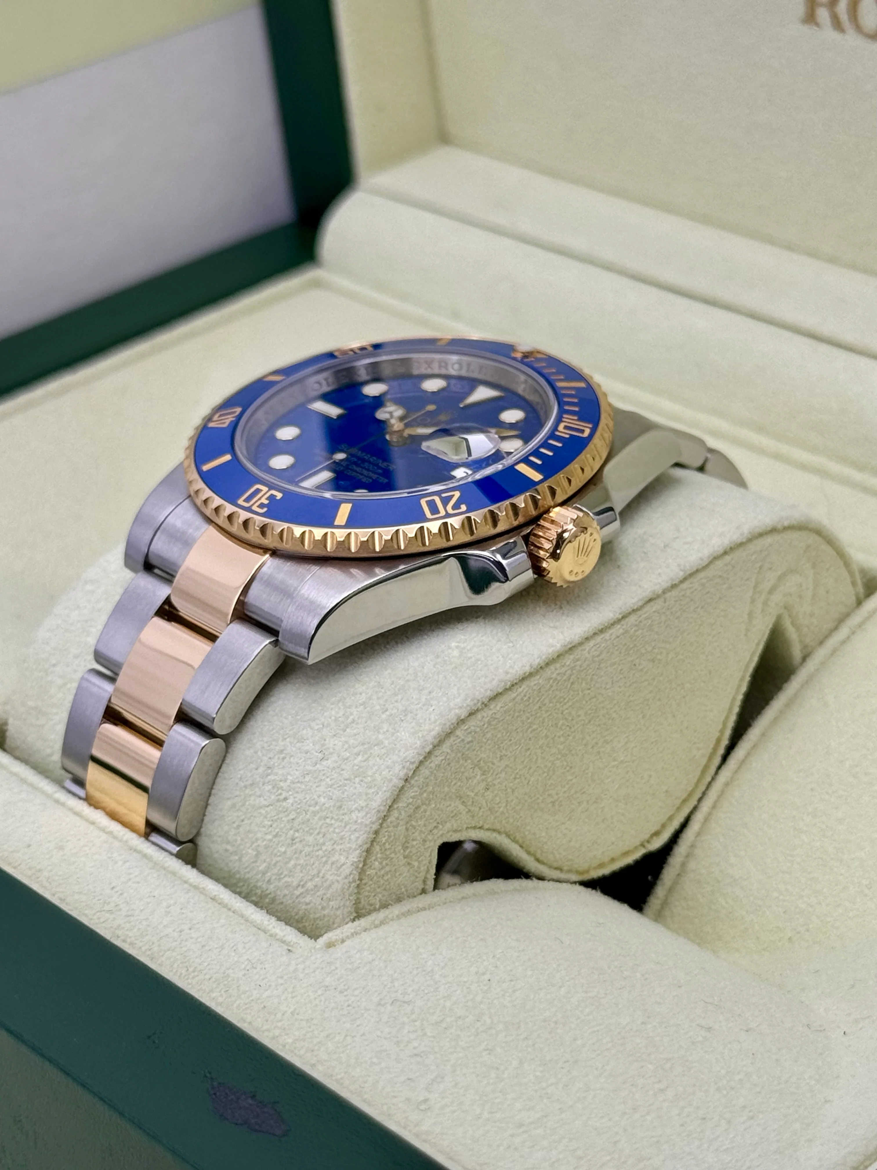 2010 Rolex Submariner "Bluesy" 40mm 116613LB Two-Tone Flat Blue Dial - Image 5