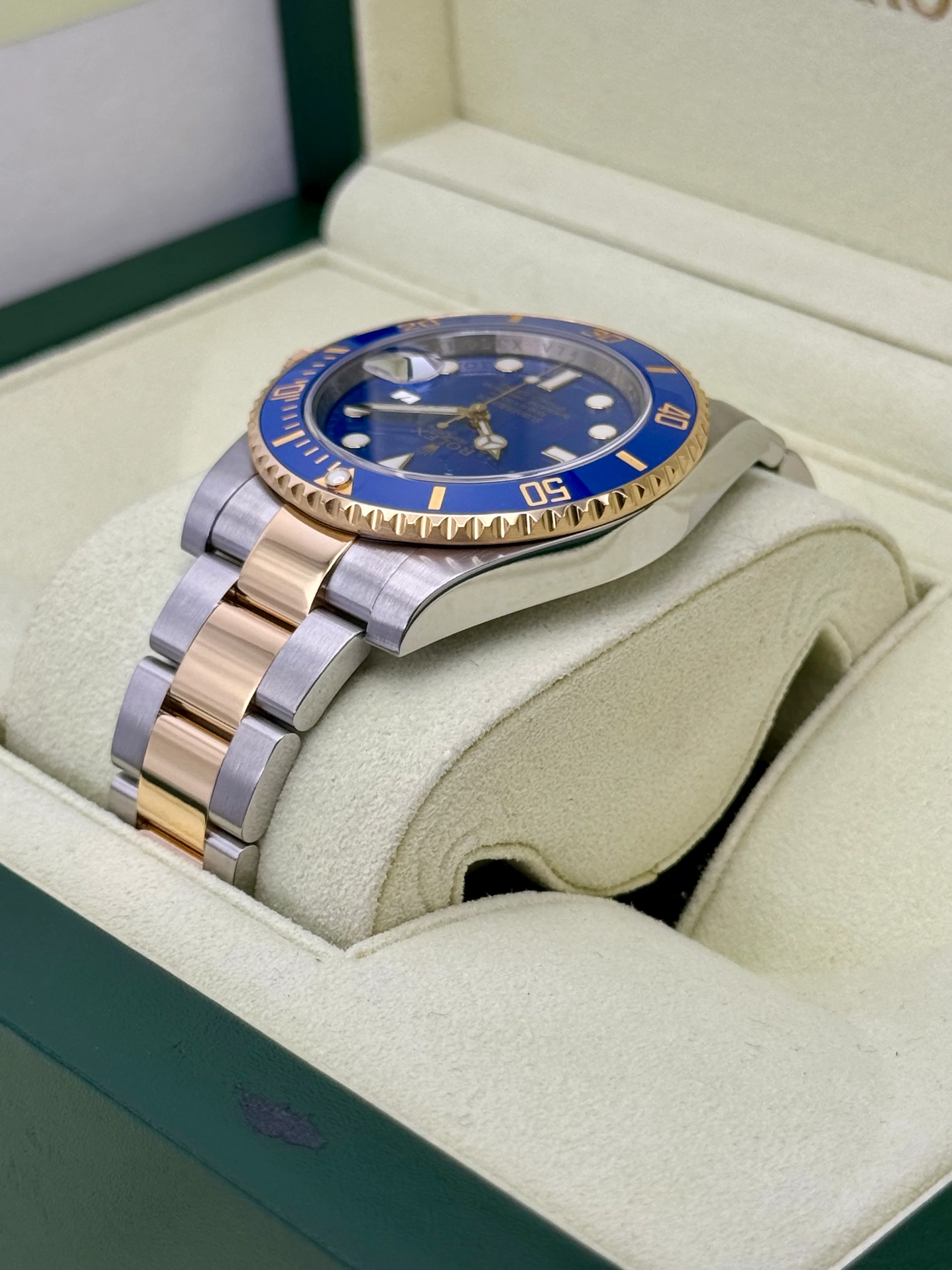 2010 Rolex Submariner "Bluesy" 40mm 116613LB Two-Tone Flat Blue Dial - Image 7