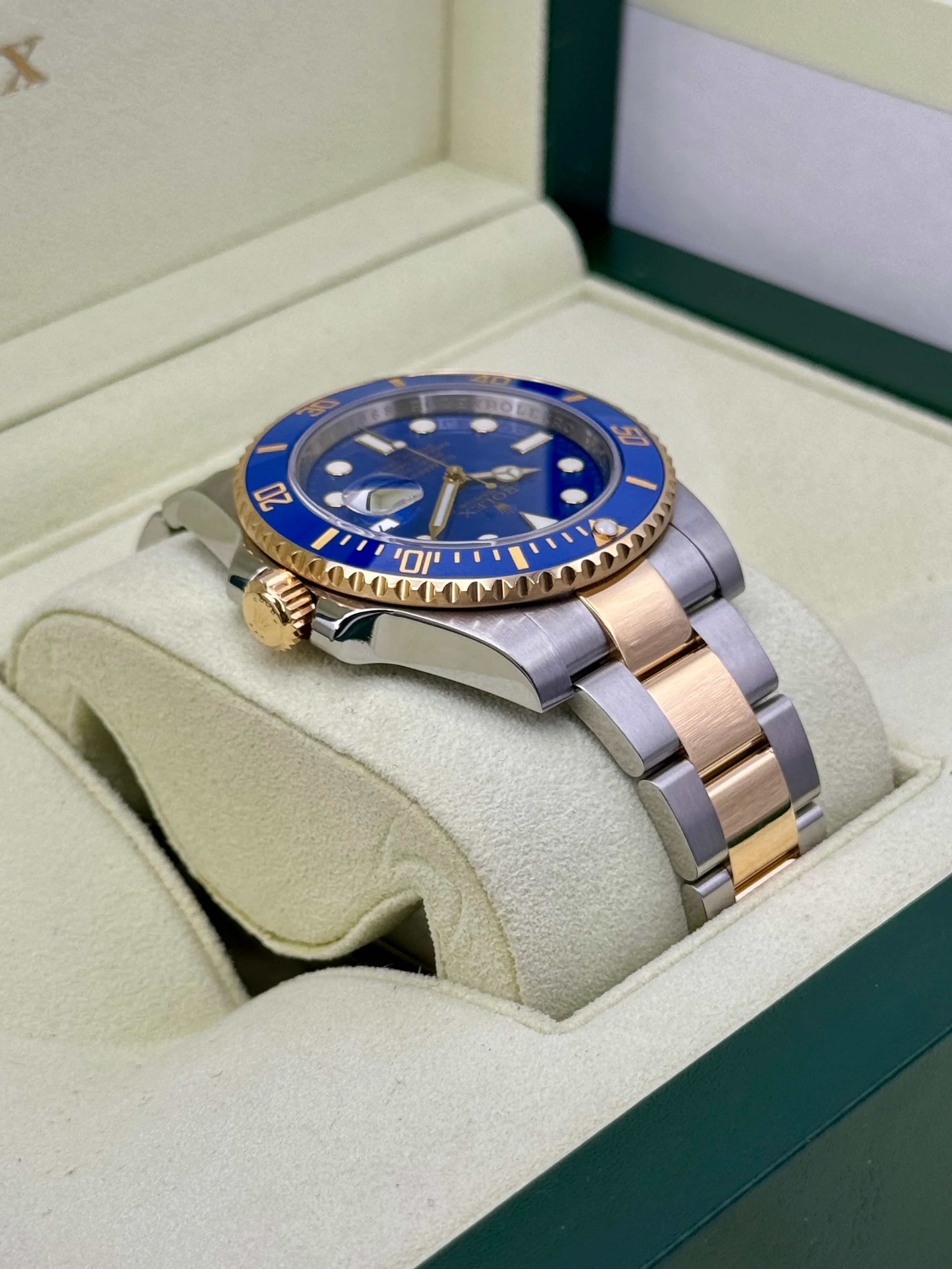 2010 Rolex Submariner "Bluesy" 40mm 116613LB Two-Tone Flat Blue Dial - Image 8