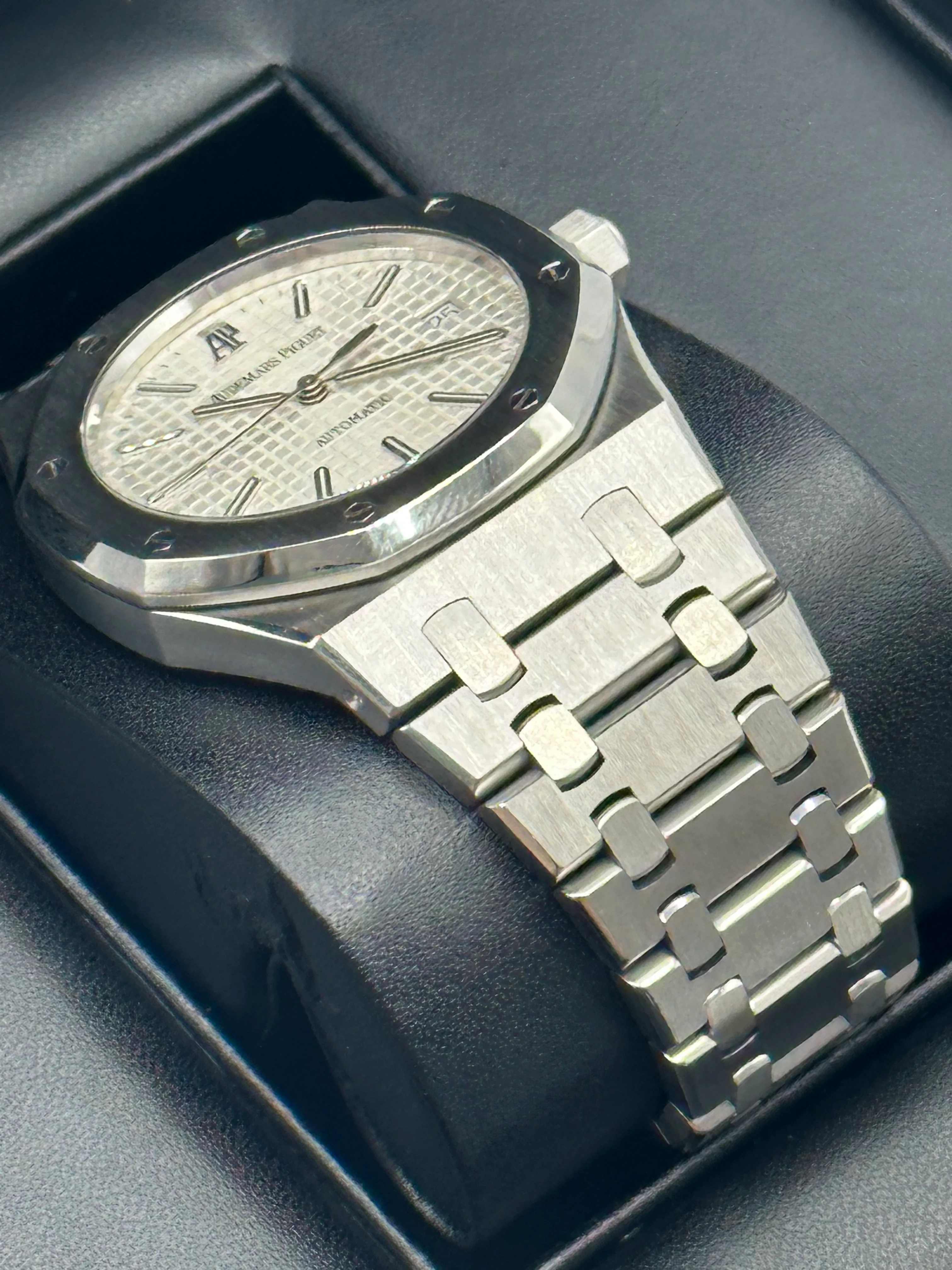 2011 Audemars Piguet 39mm 15300ST Royal Oak White Dial - Image 7