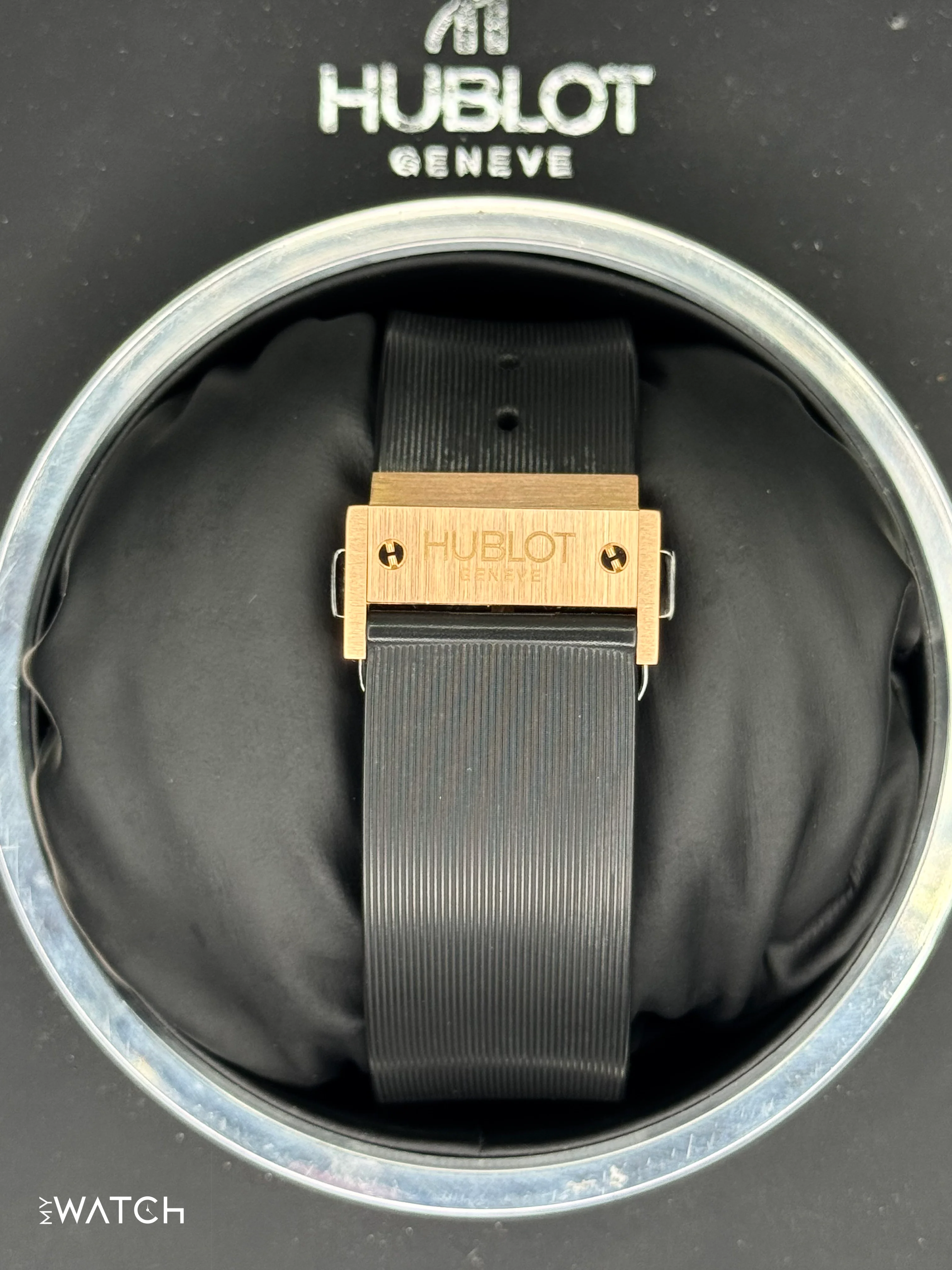 2011 Hublot Big Bang Chronograph 44mm 301.PM.1780.RX Rose Gold Black Dial - Image 2