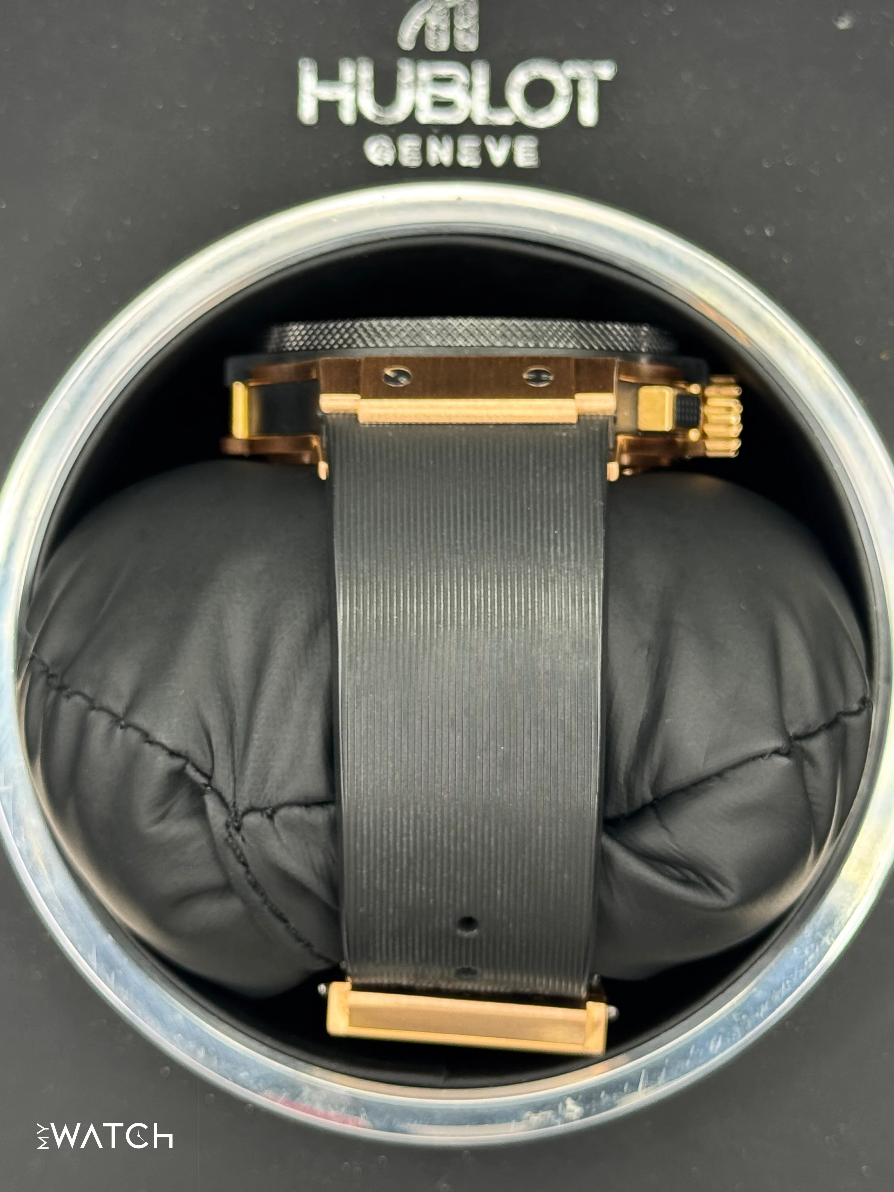 2011 Hublot Big Bang Chronograph 44mm 301.PM.1780.RX Rose Gold Black Dial - Image 3