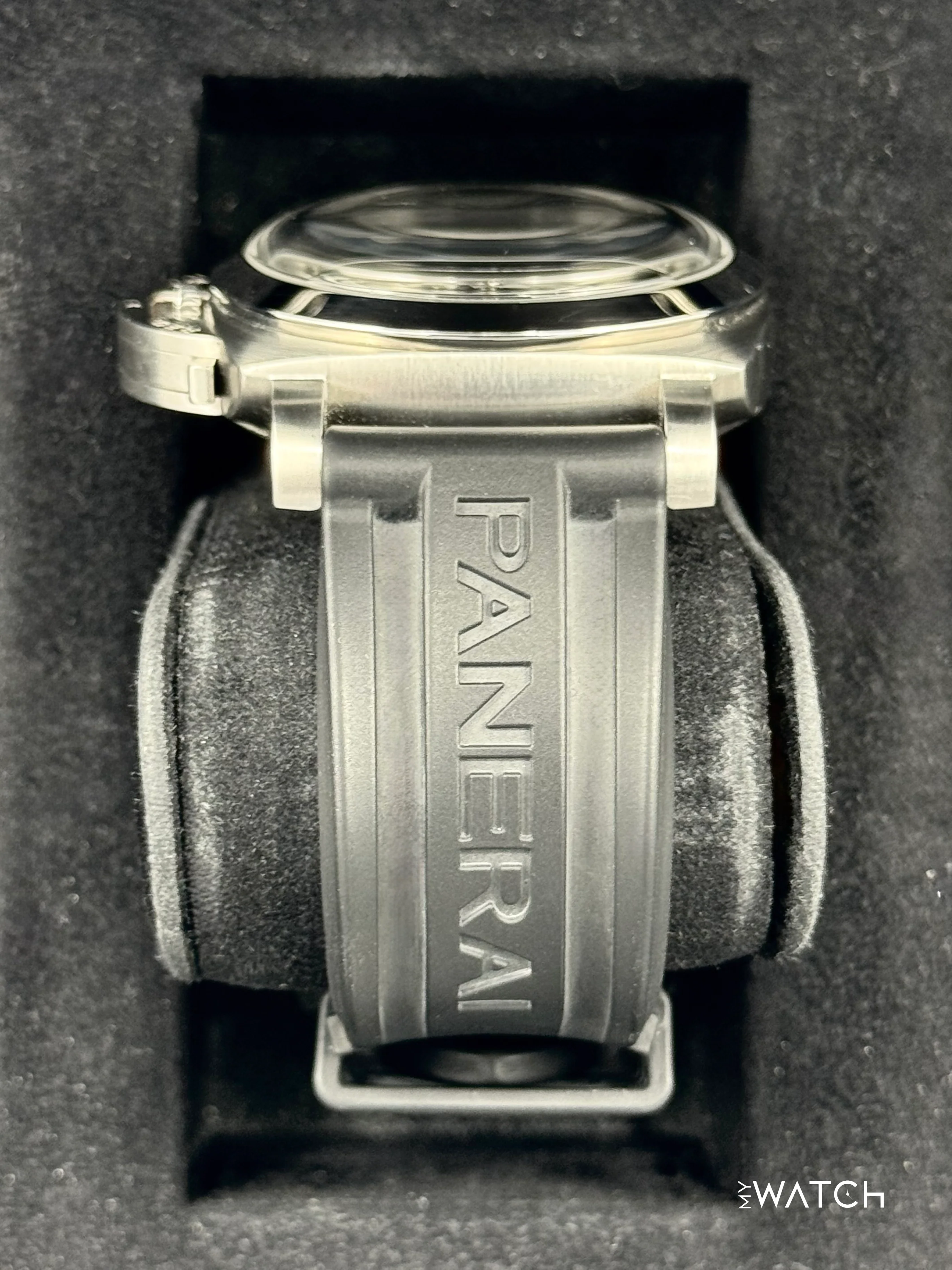 2011 Panerai Luminor 1950 8 Days GMT 44mm PAM00233 Black Dial - Image 4