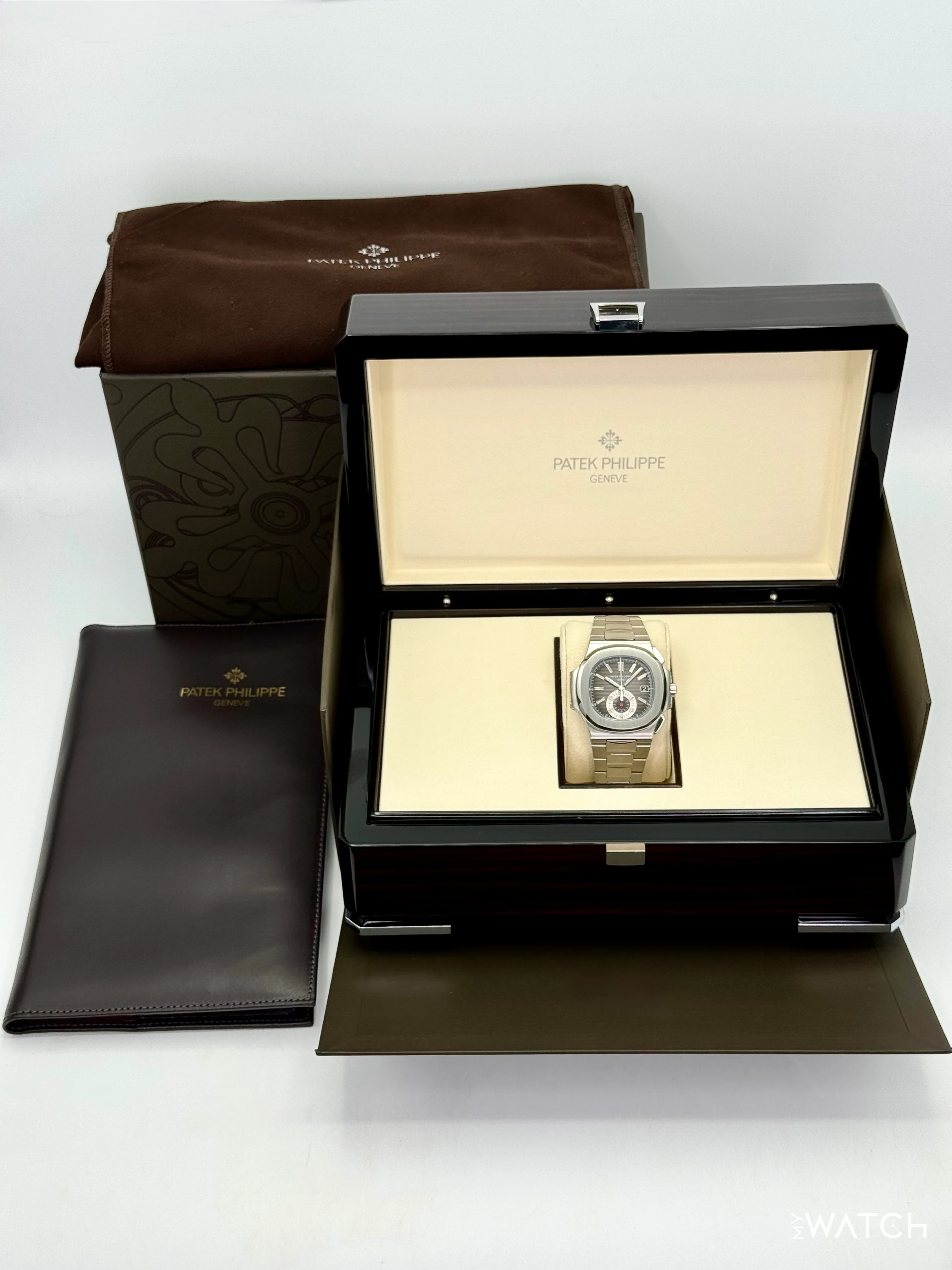 2011 Patek Philippe Nautilus Chrono 40.5mm 5980/1A Stainless Steel Grey Dial - Image 11
